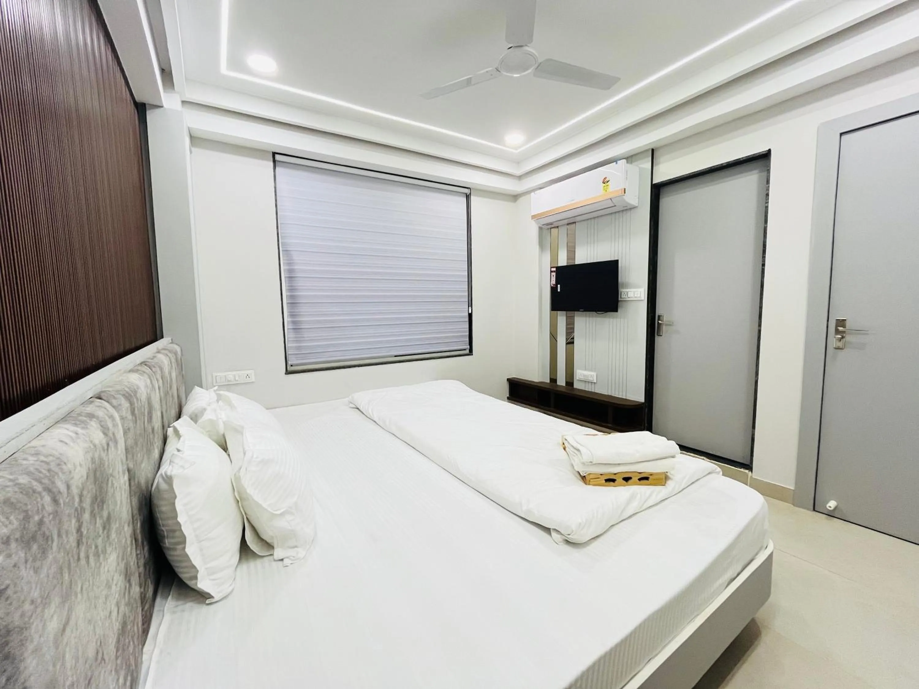 Bed in Hotel Padmawati Palace