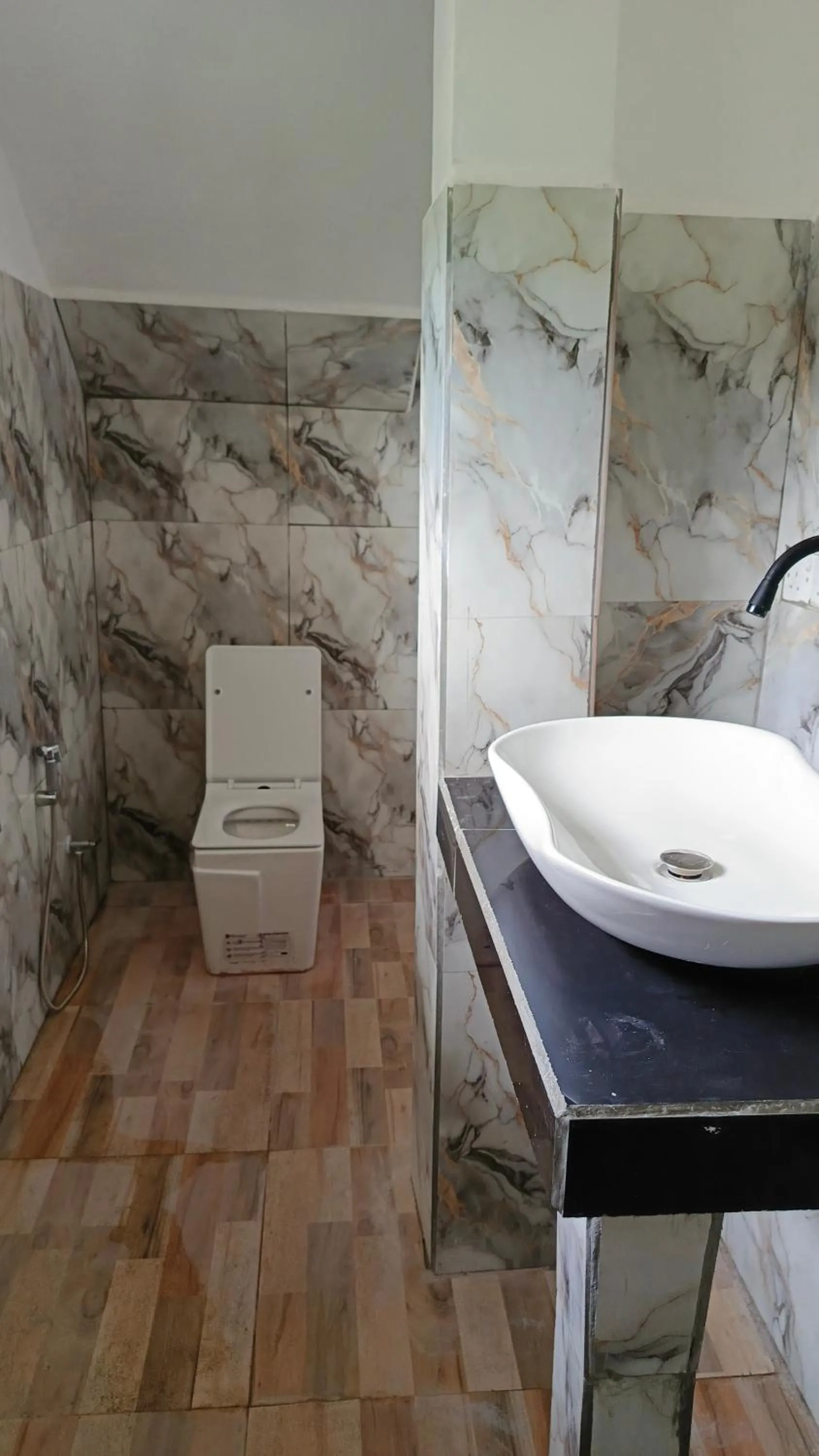Bathroom in Adisham village home Haputale