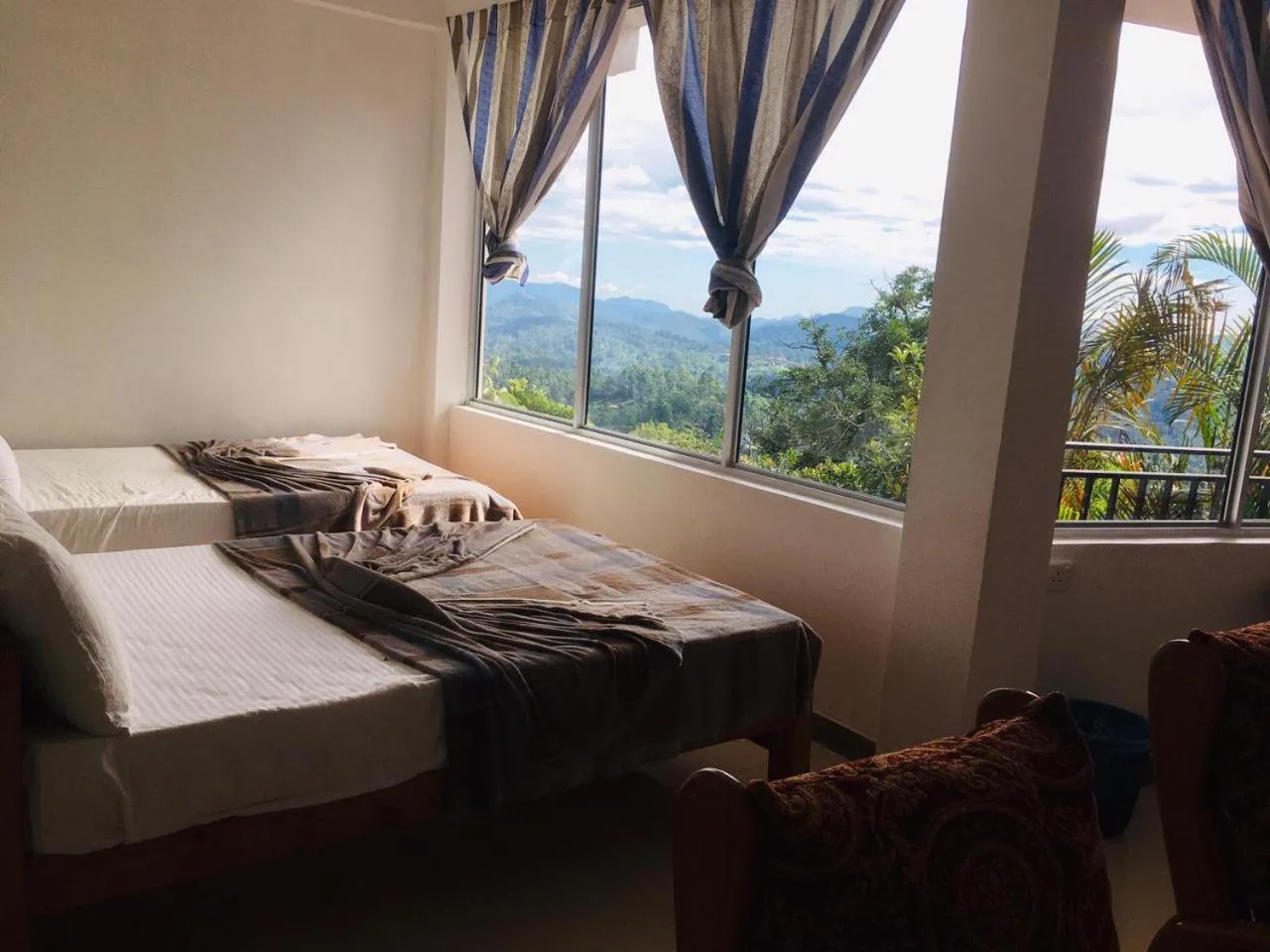 Natural landscape, Bed in Adisham village home Haputale