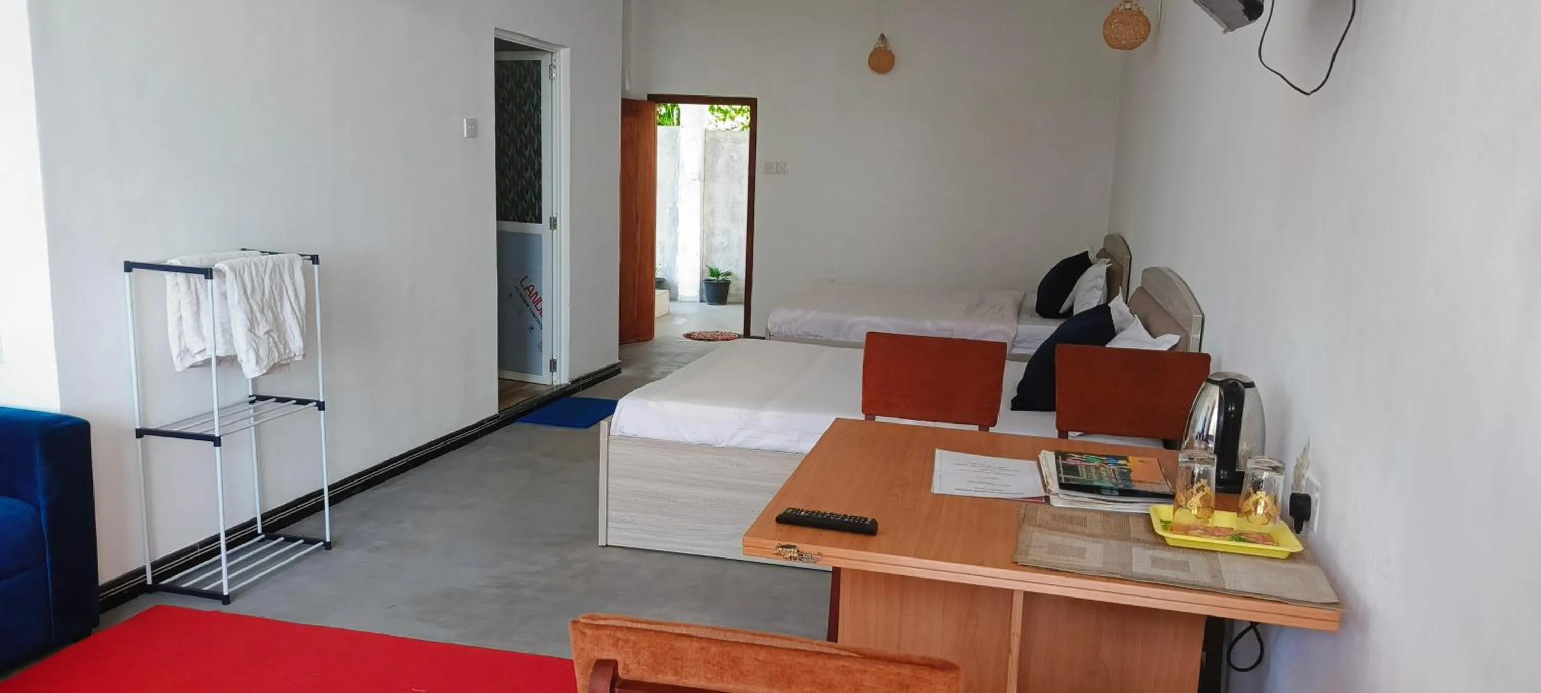 Bed in Adisham village home Haputale