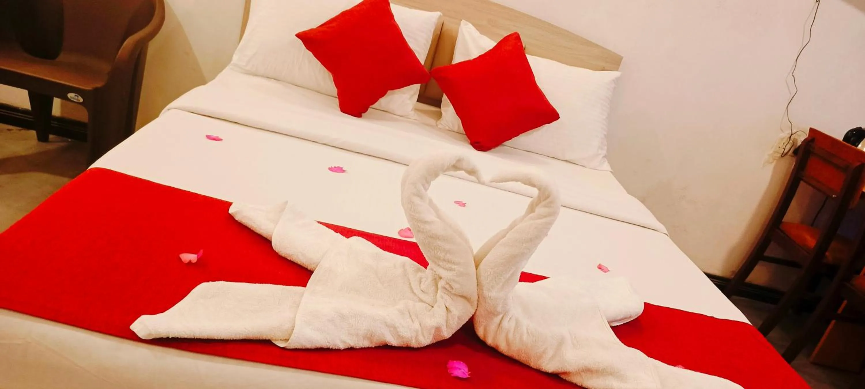 Bed in Adisham village home Haputale