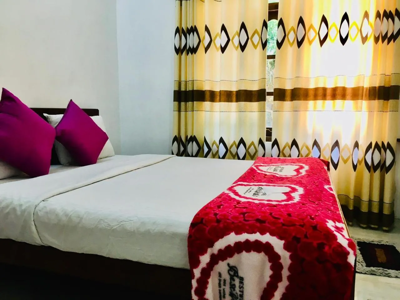 Bed in Adisham village home Haputale