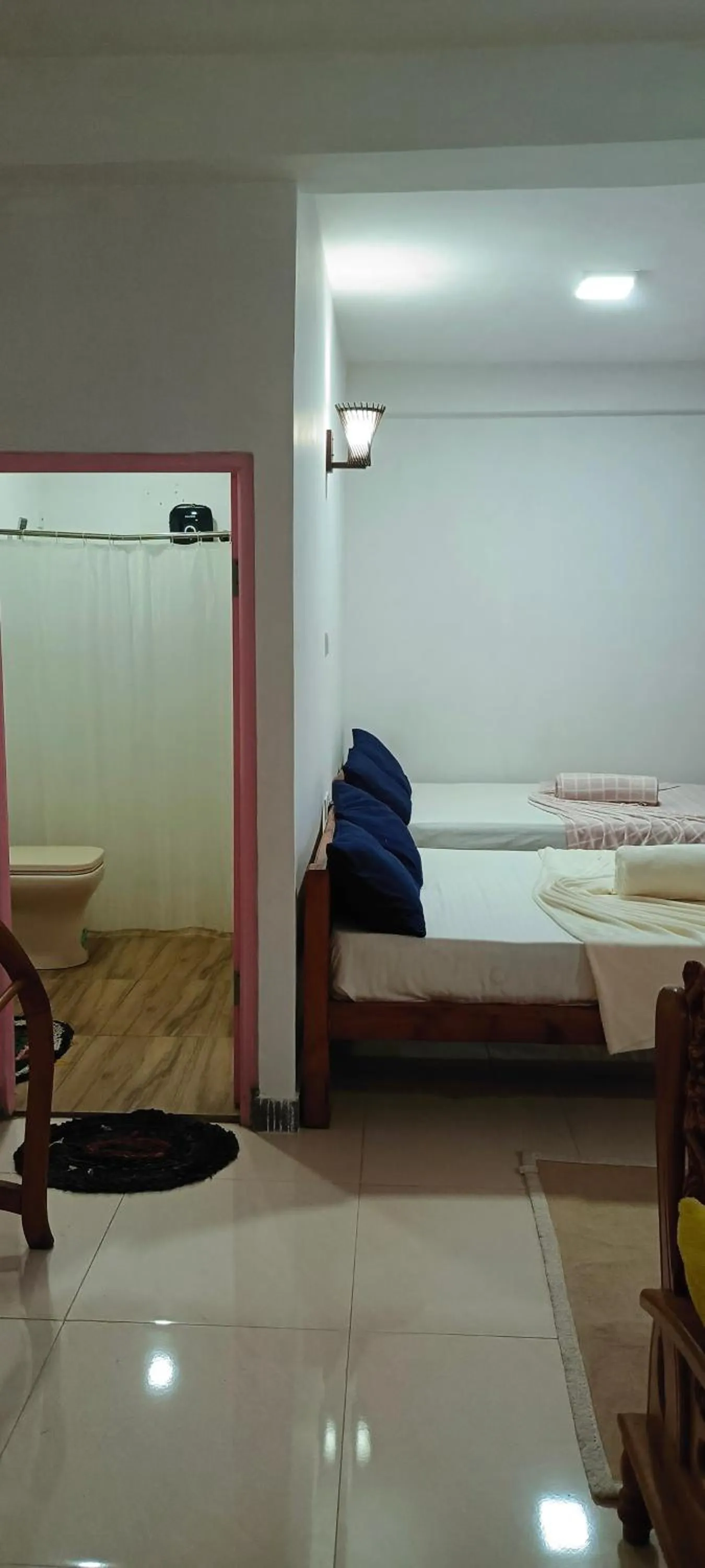 Bed in Adisham village home Haputale