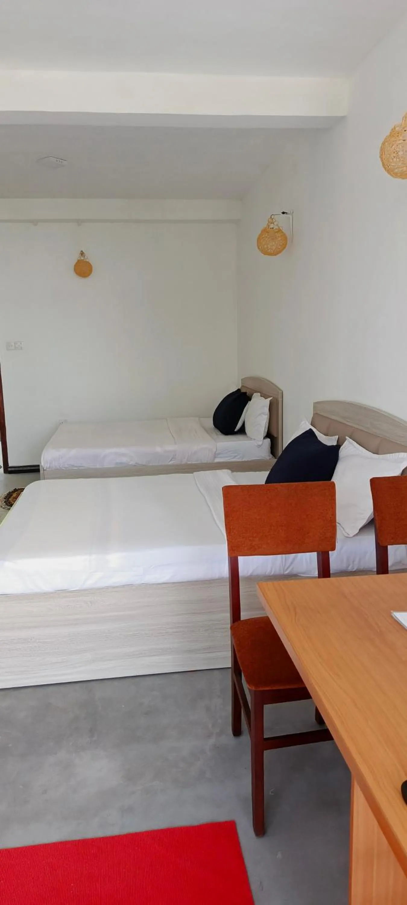 Bed in Adisham village home Haputale