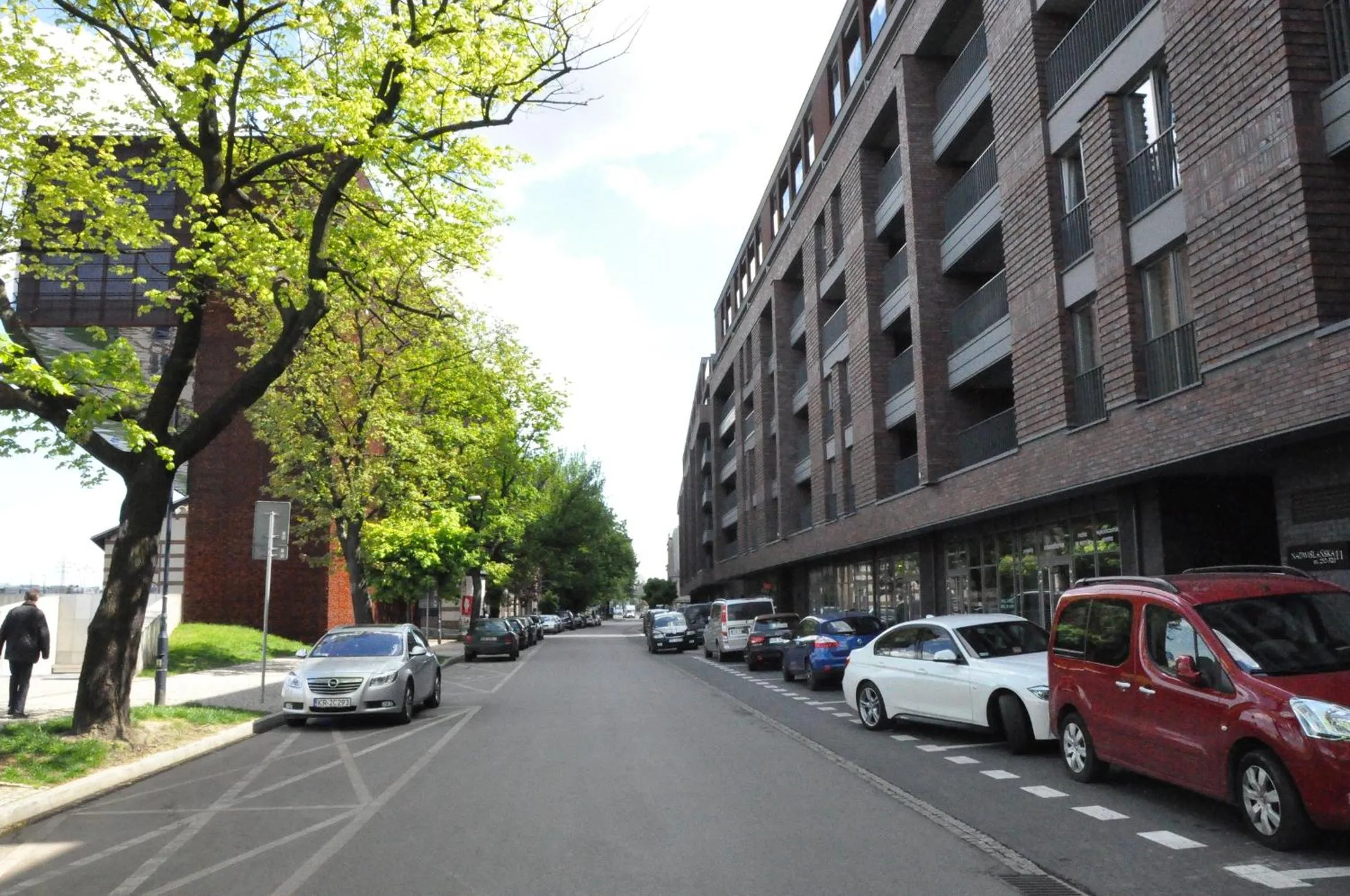 Property building in Designomania Apartments - Nadwiślańska 11
