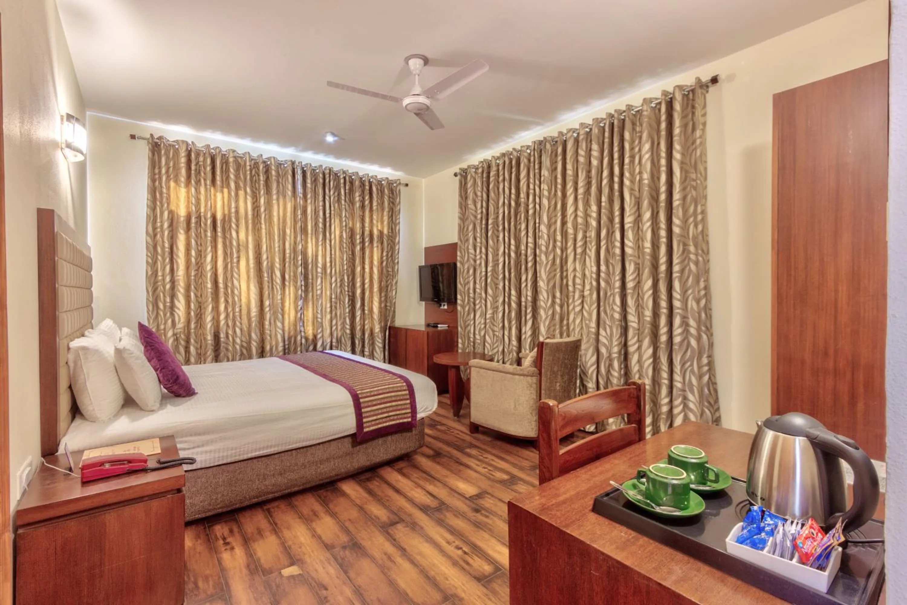 Bed in Shingar Regency