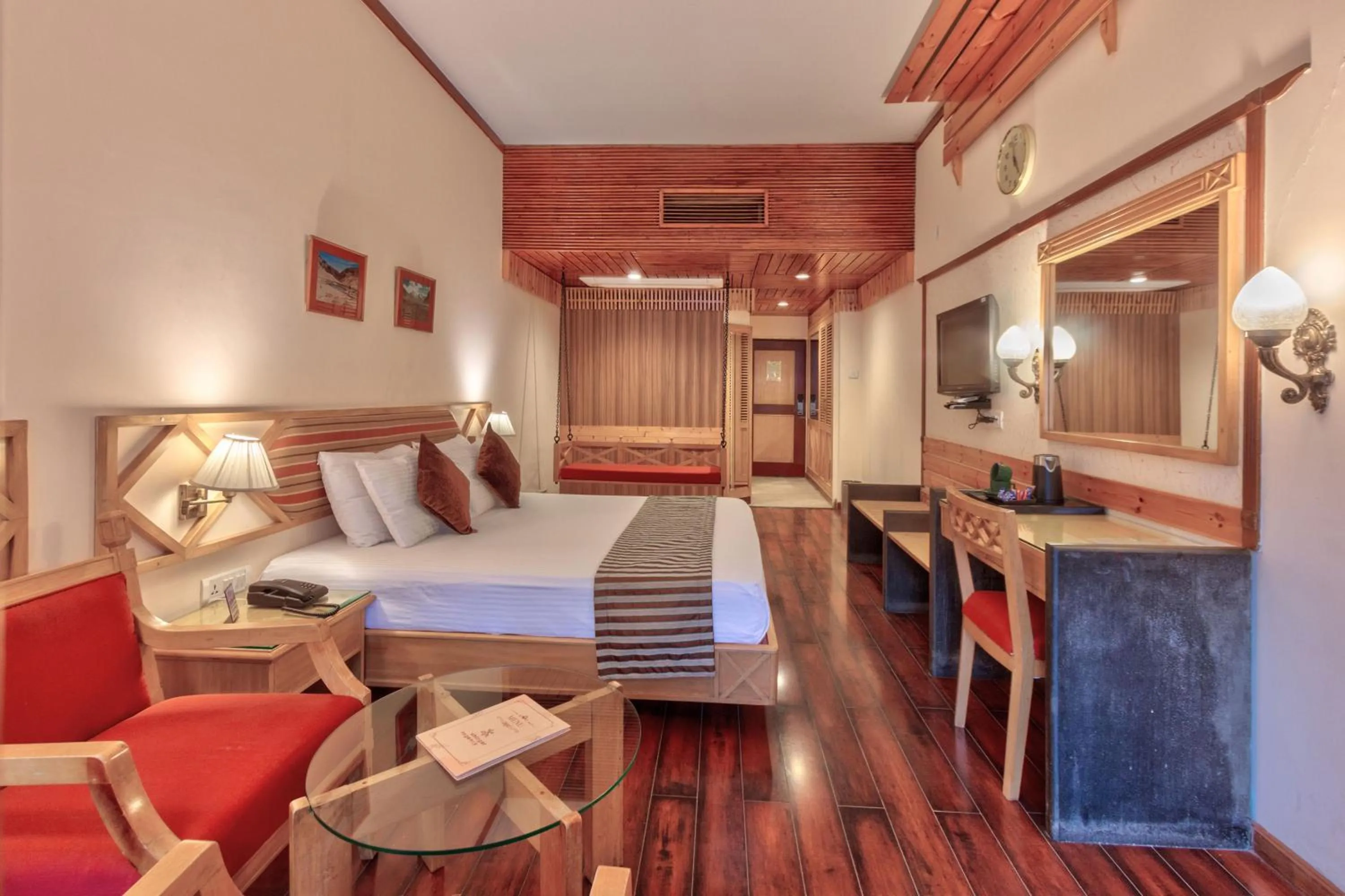 Bed in Shingar Regency