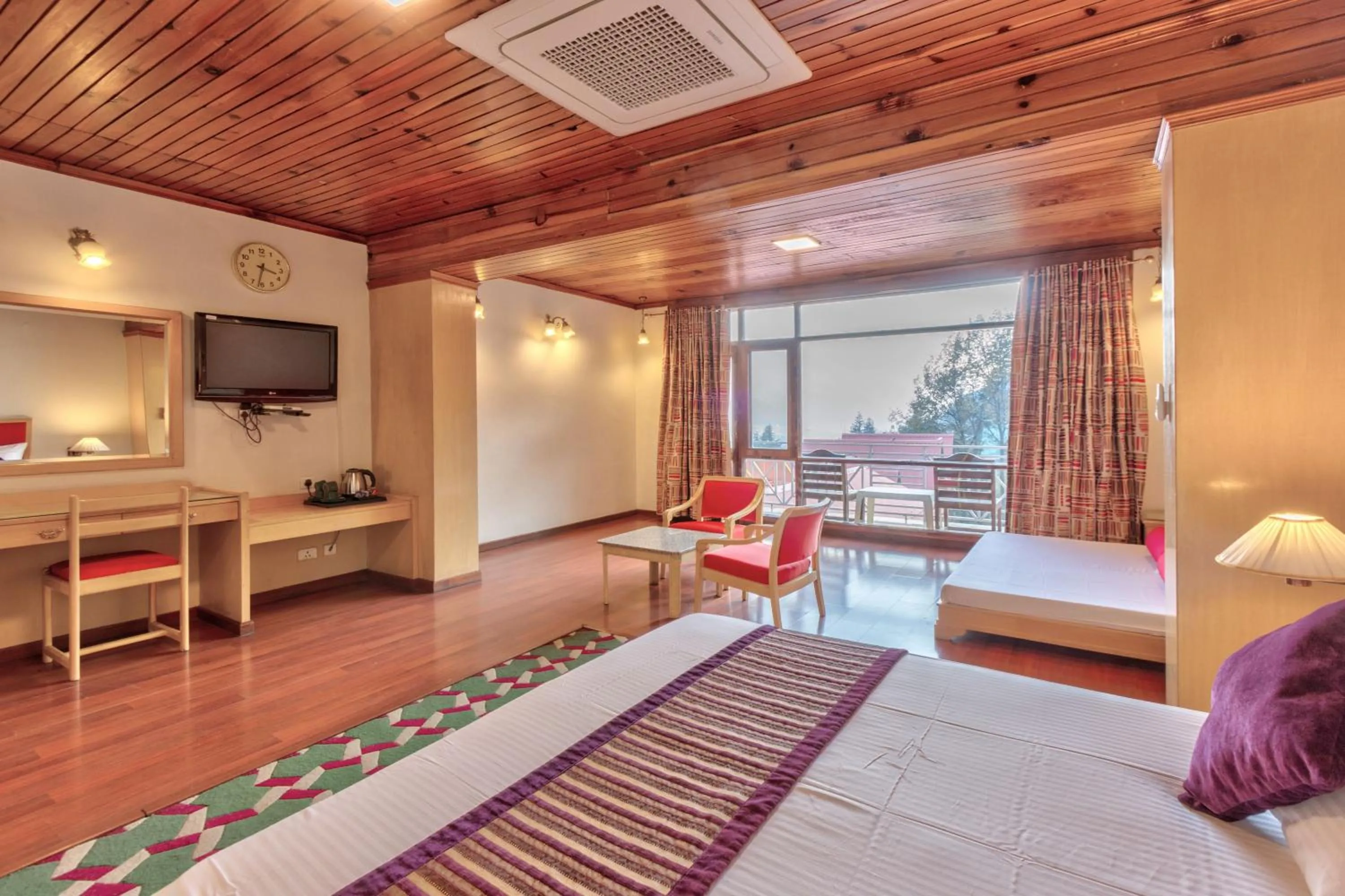 Bed in Shingar Regency