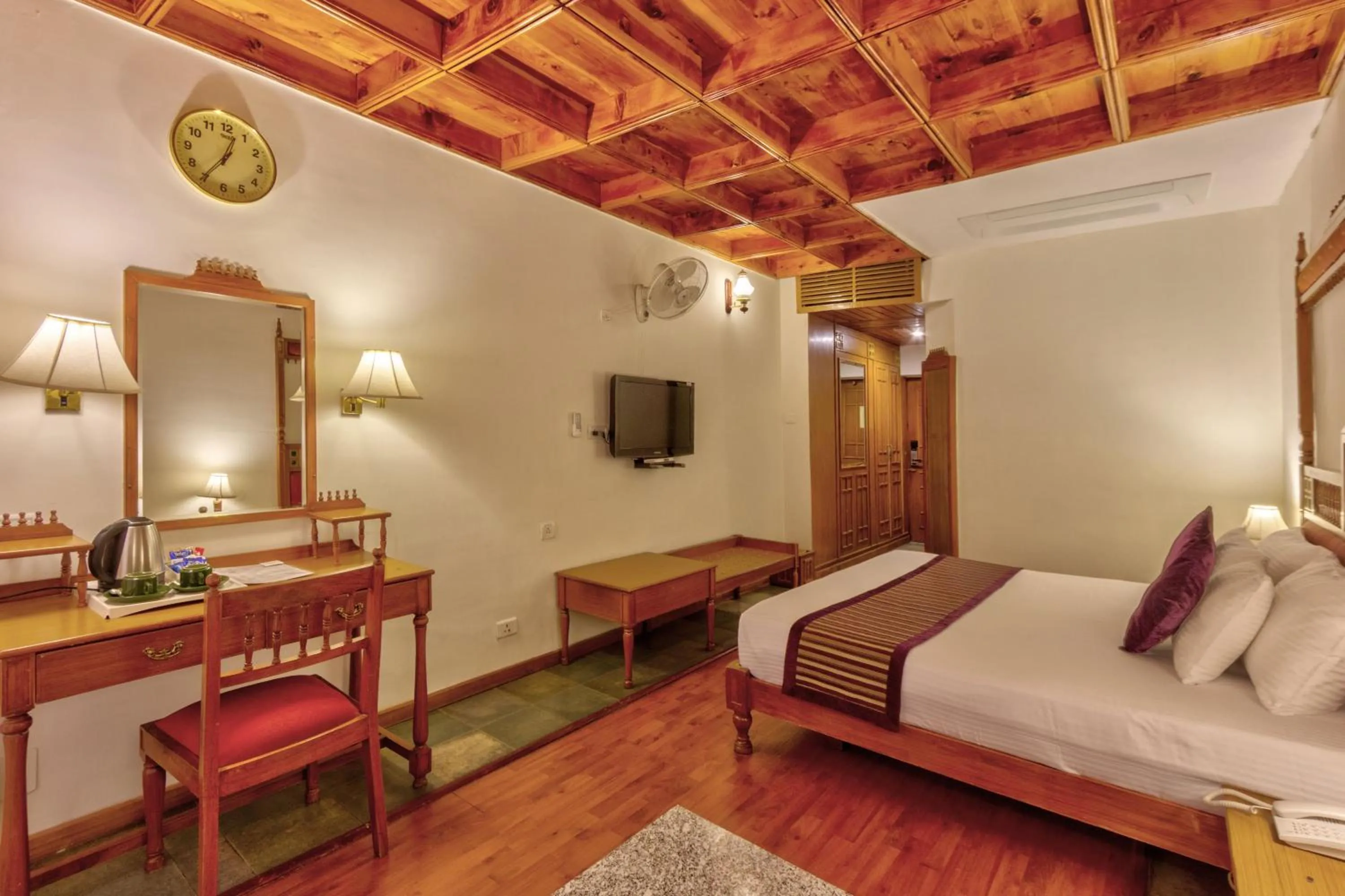 Bed in Shingar Regency