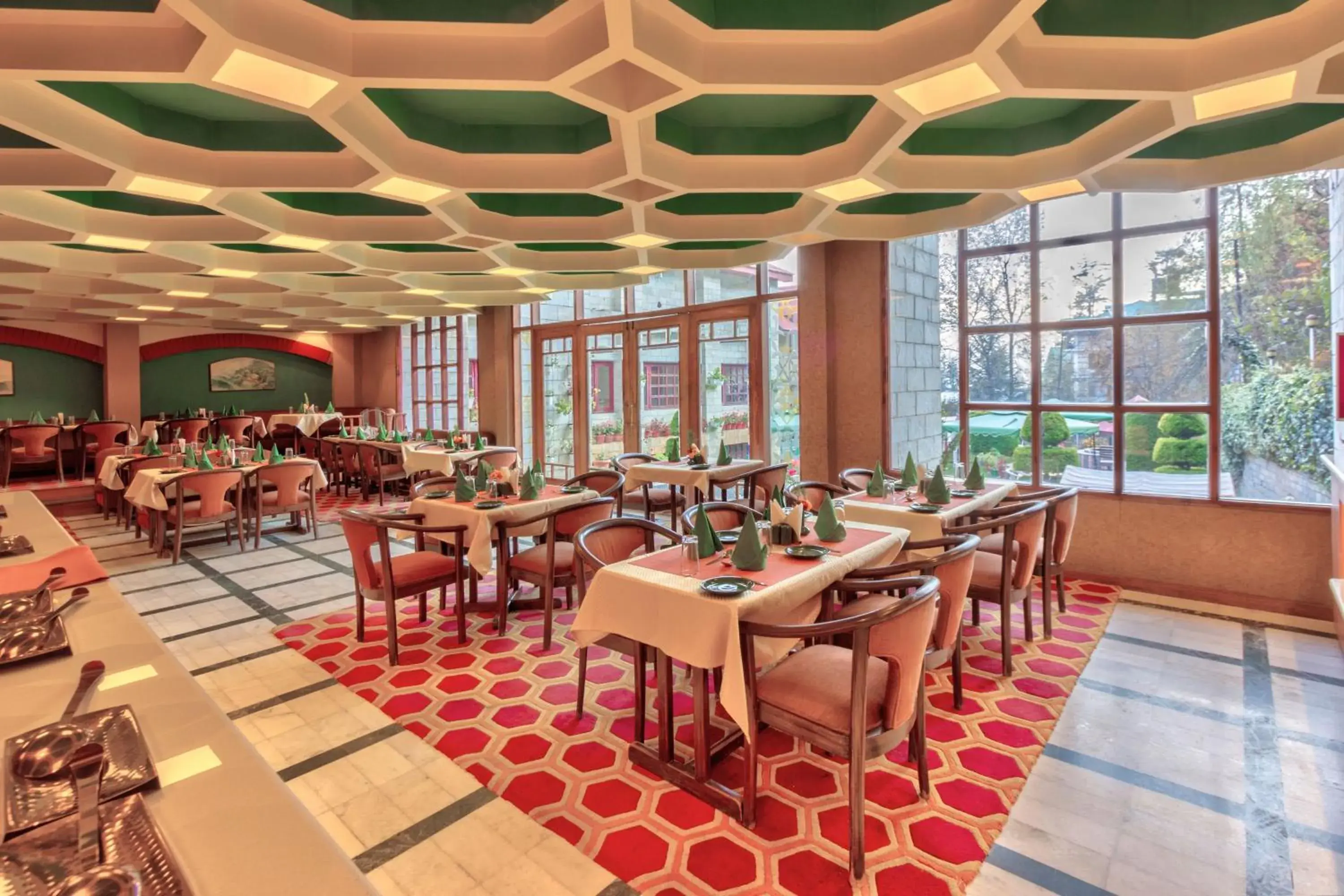 Restaurant/places to eat in Shingar Regency Restaurant/places to eat in Shingar Regency