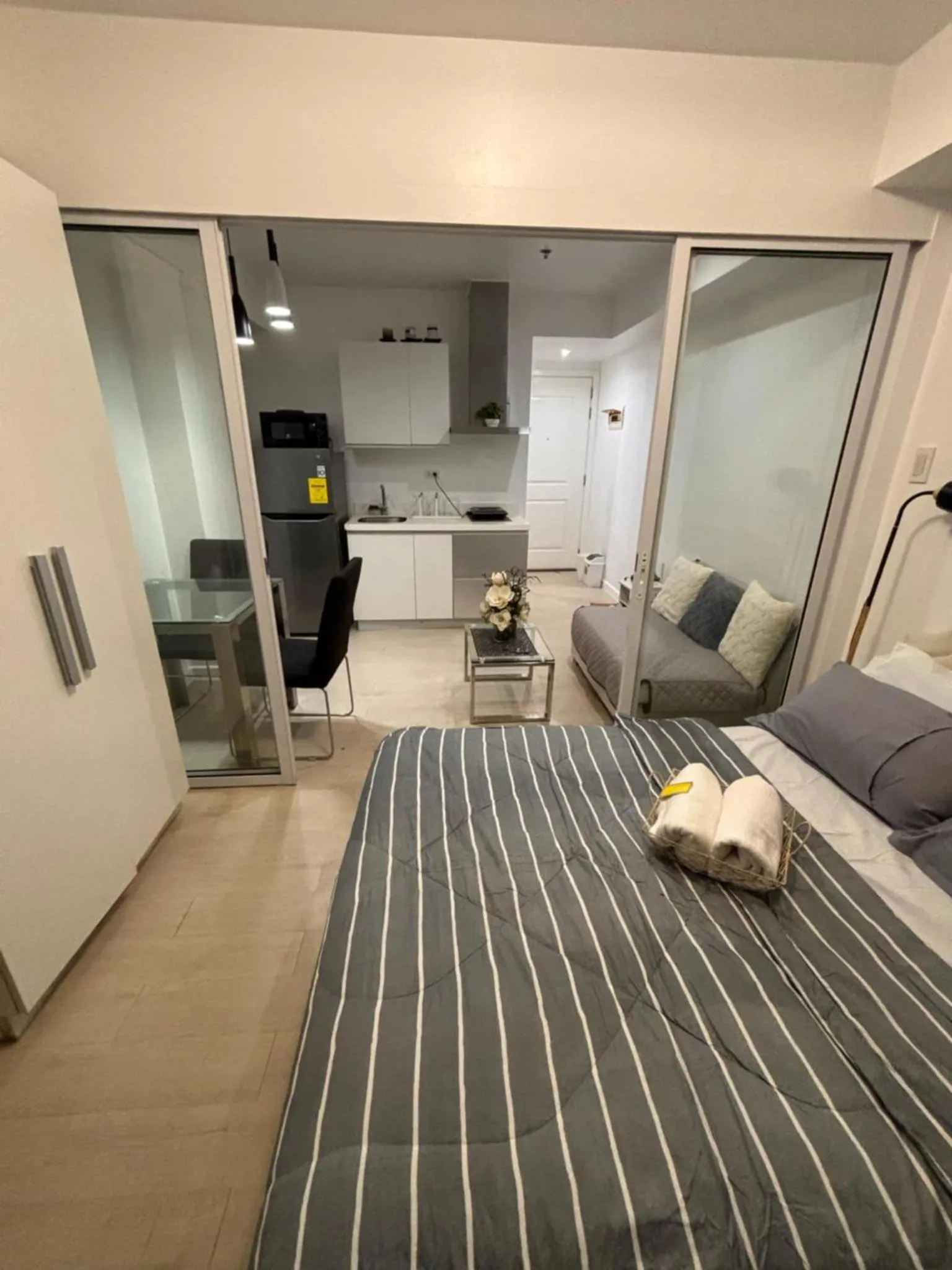 Bed in Azure Urban Resort Residences