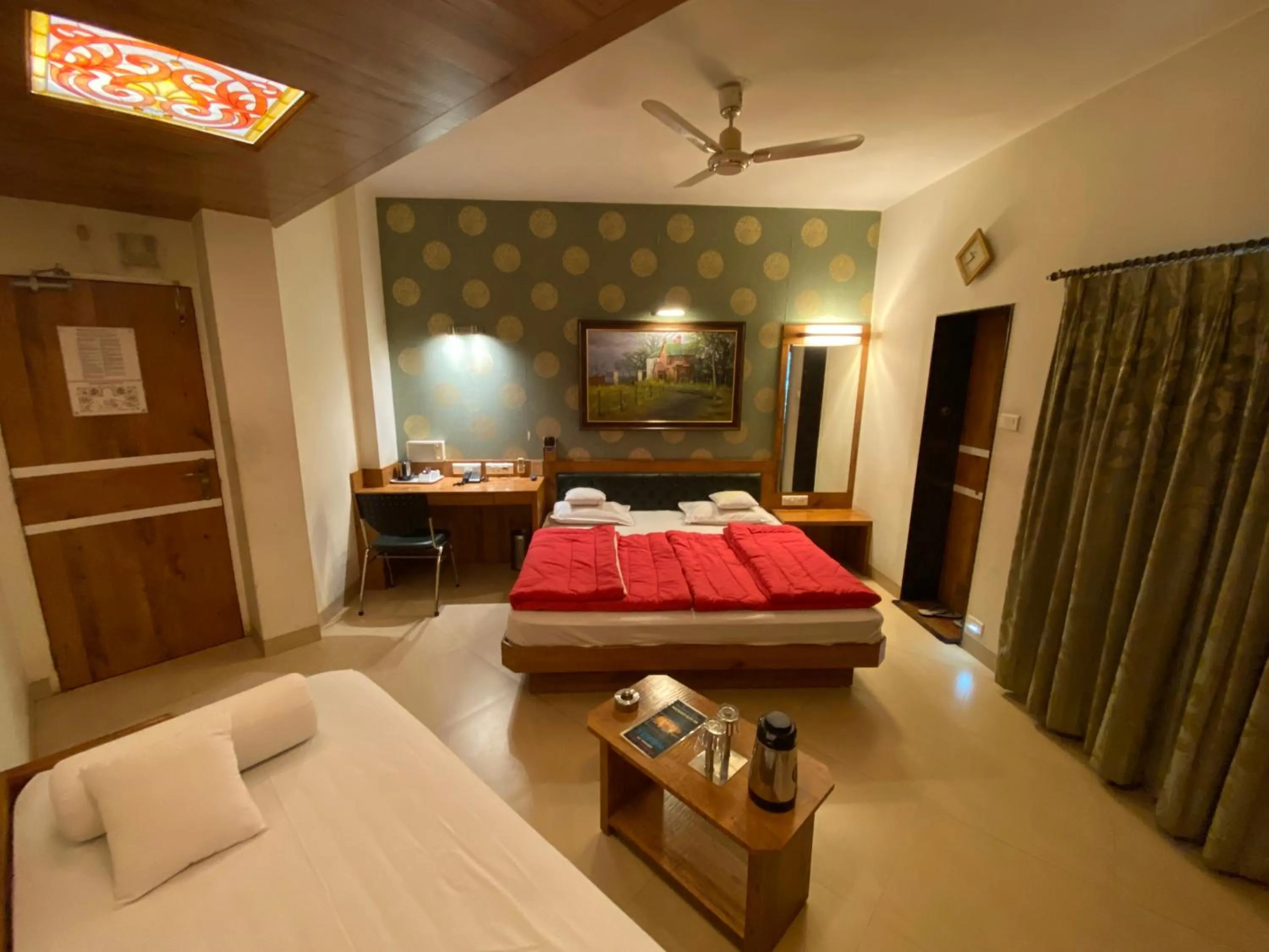 City view, Bed in Panchavati Elite Inn