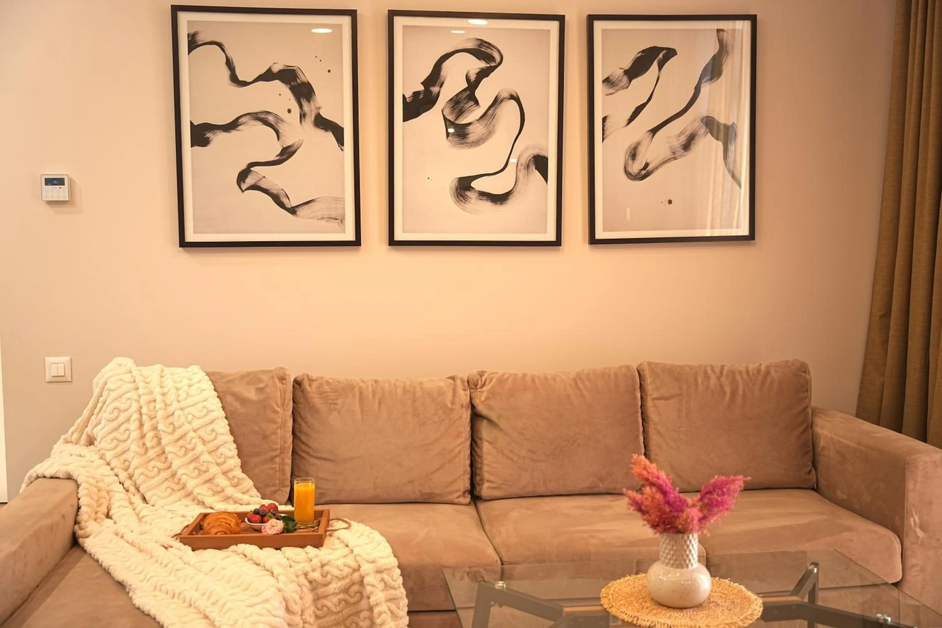 Living room in Sweet Home Deluxe Apart-Hotel