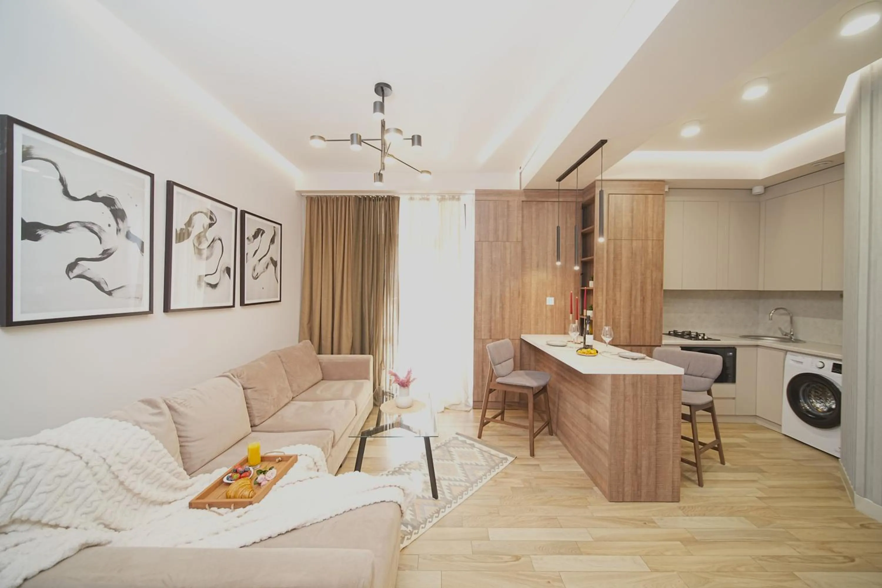 Kitchen or kitchenette in Sweet Home Deluxe Apart-Hotel