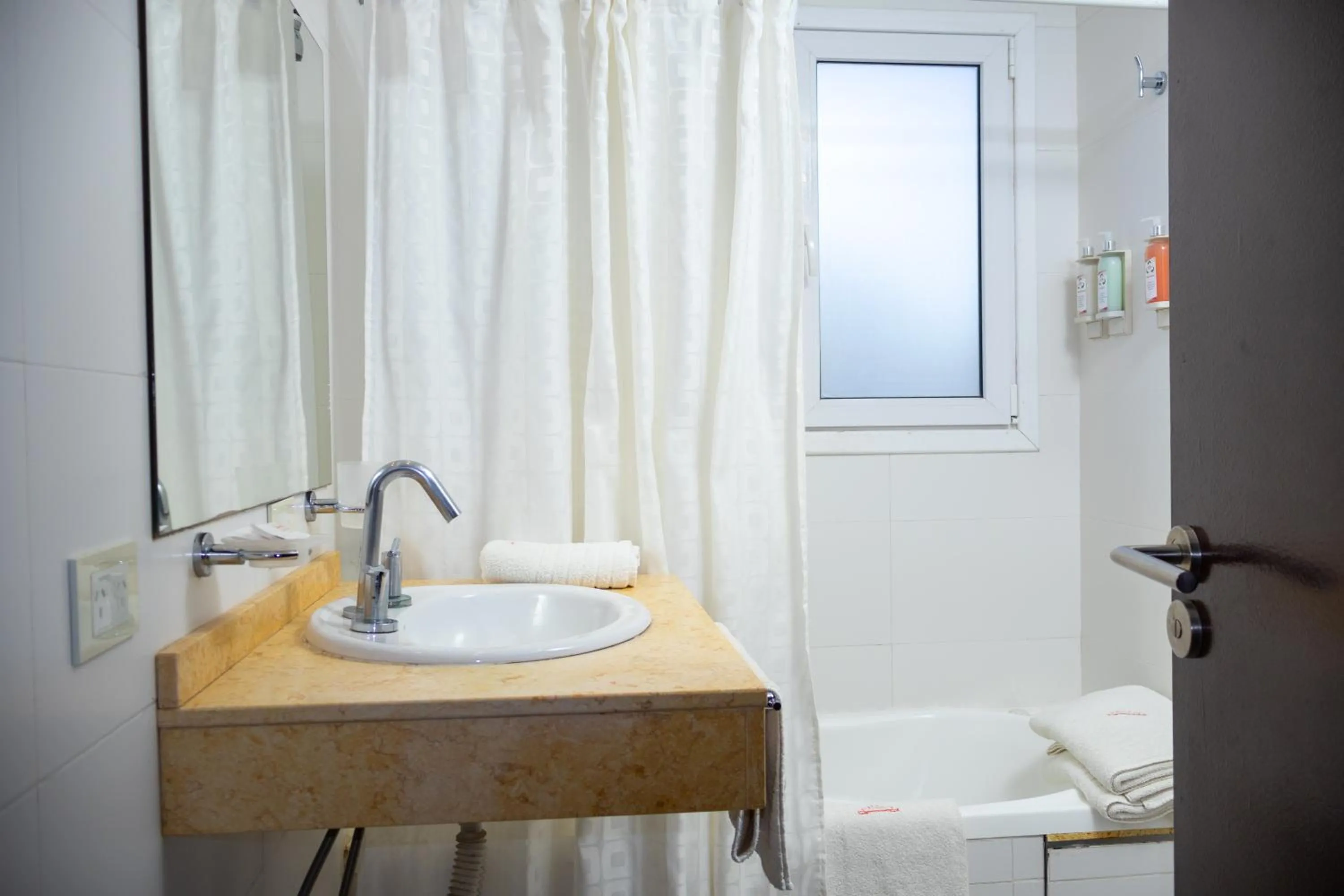 Shower in Sul Mare Hotel