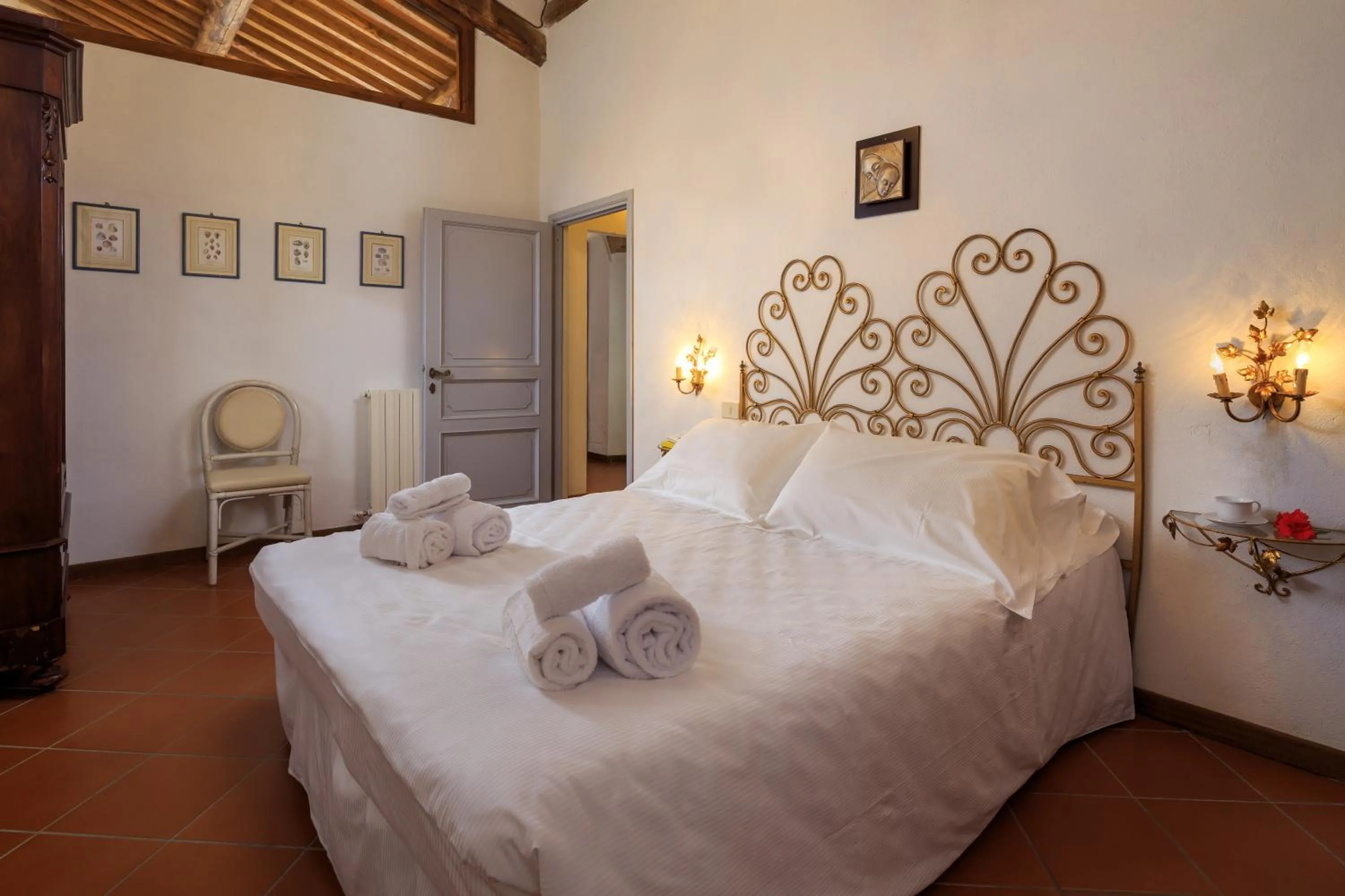 Bedroom, Bed in Le Filigare Wine & Country Relais