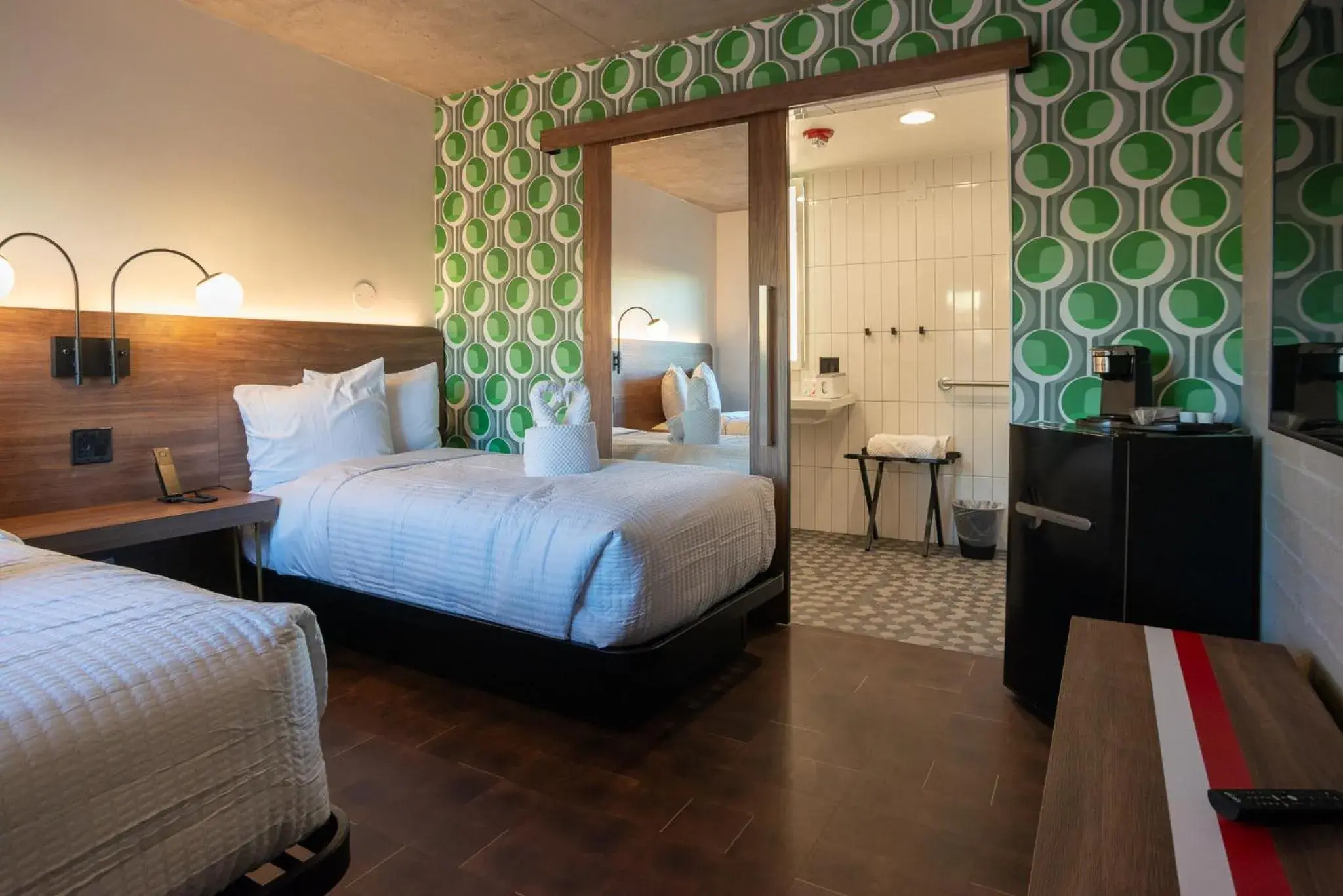 Twin Room - Disability Access in The Alice Hotel Twin Room - Disability Access in The Alice Hotel