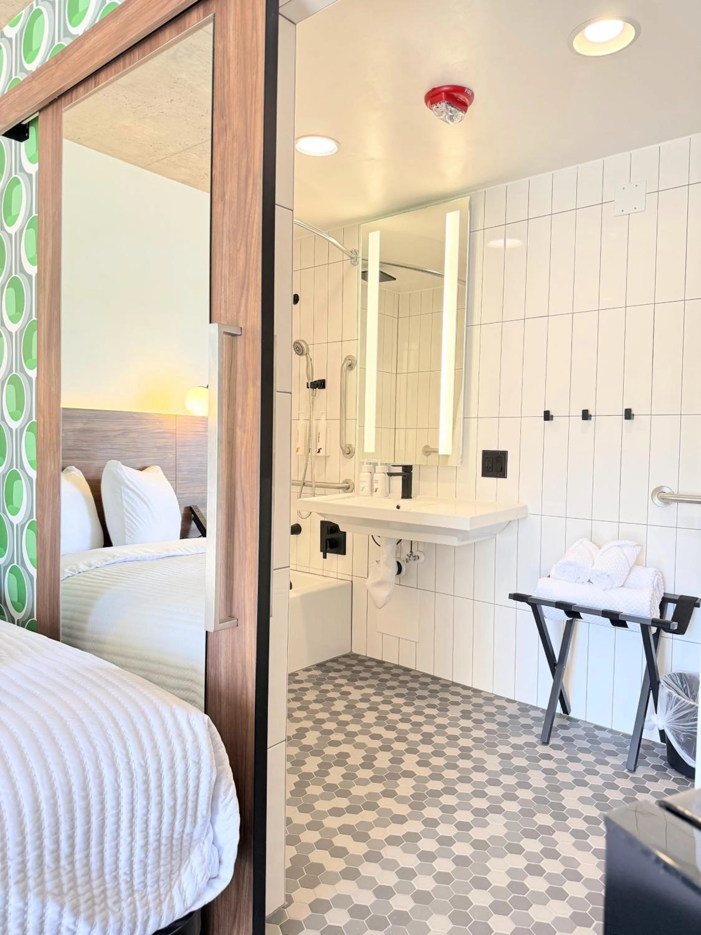 Bed in The Alice Hotel