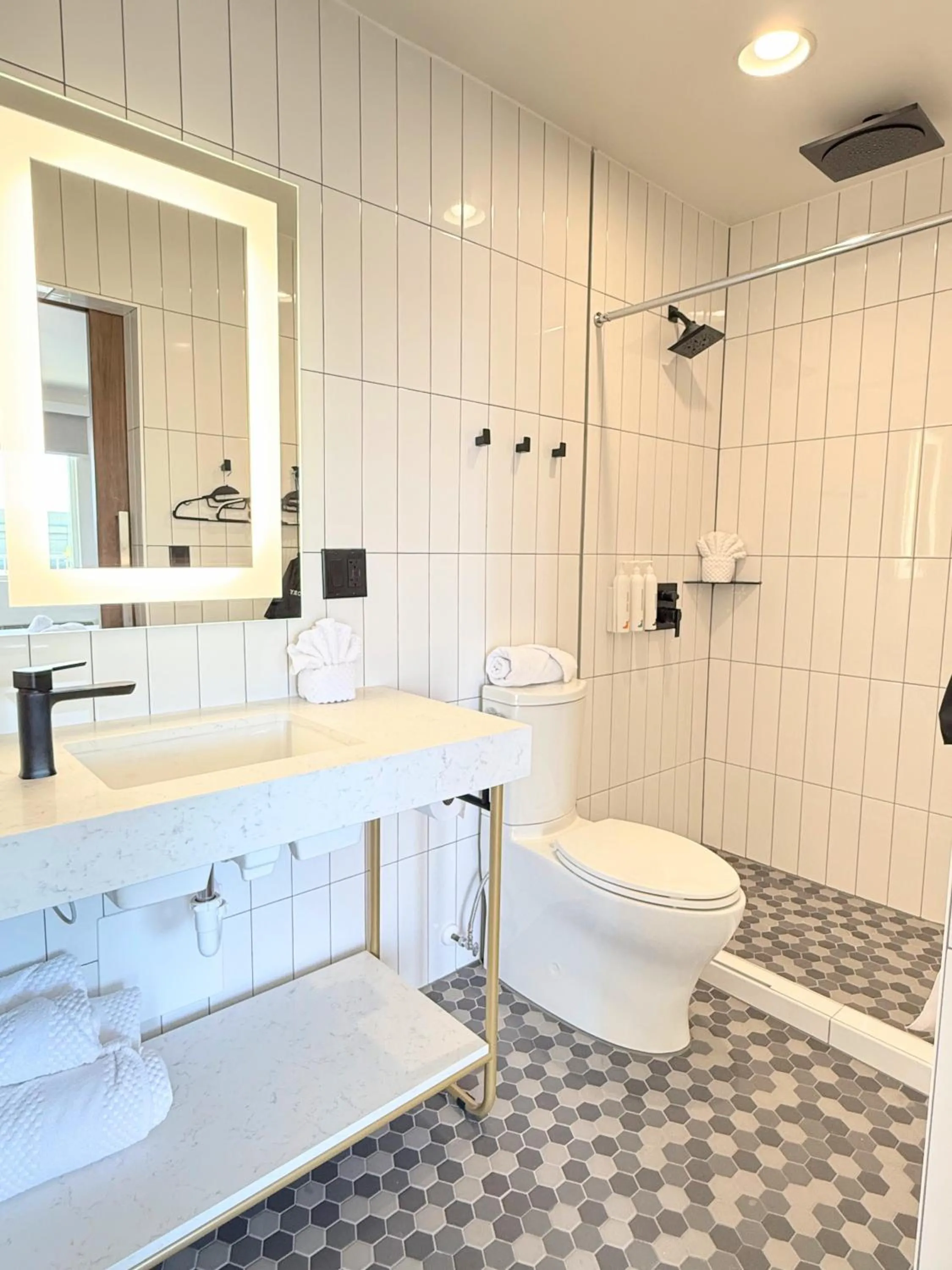 Shower in The Alice Hotel