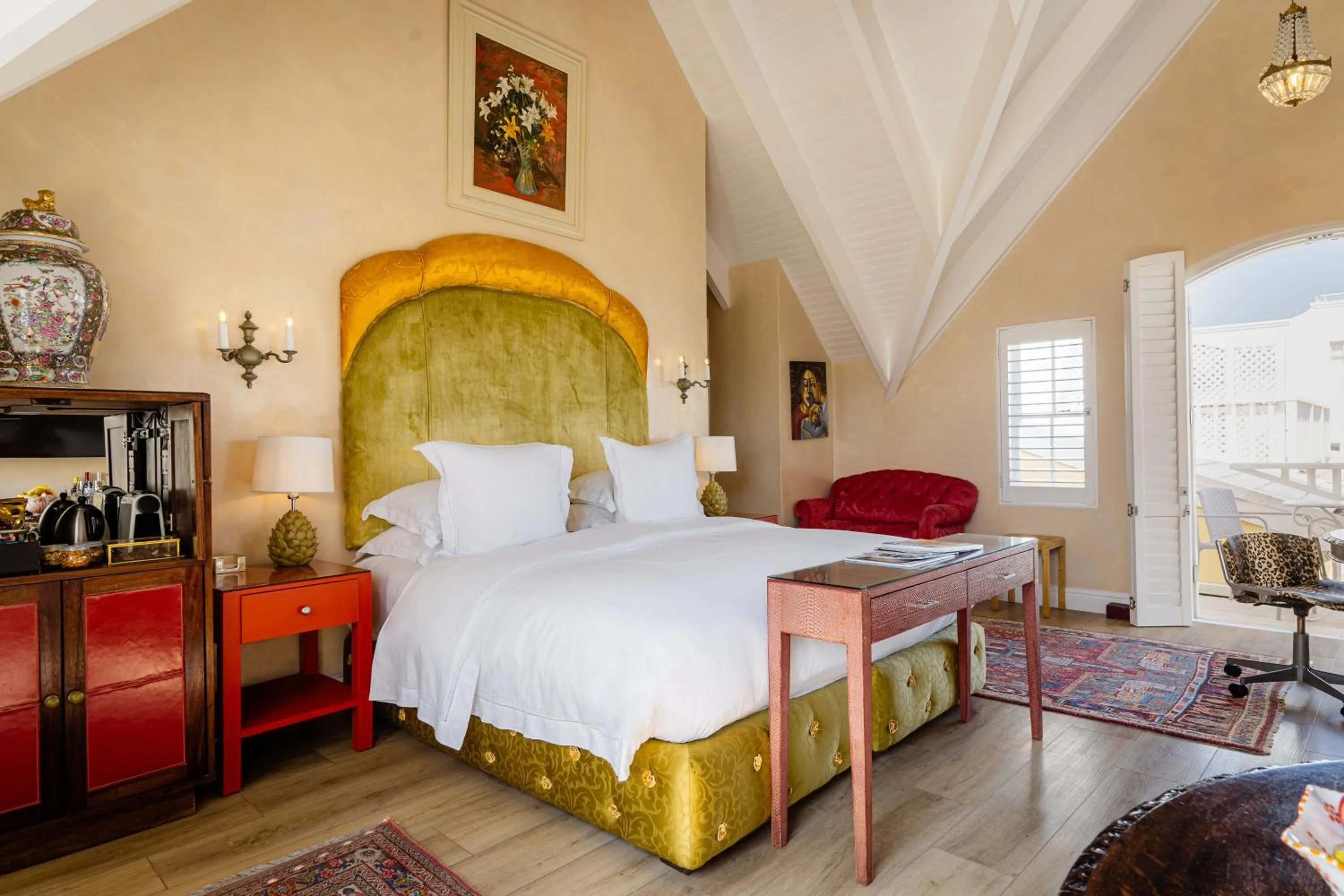 Bed in Birkenhead House