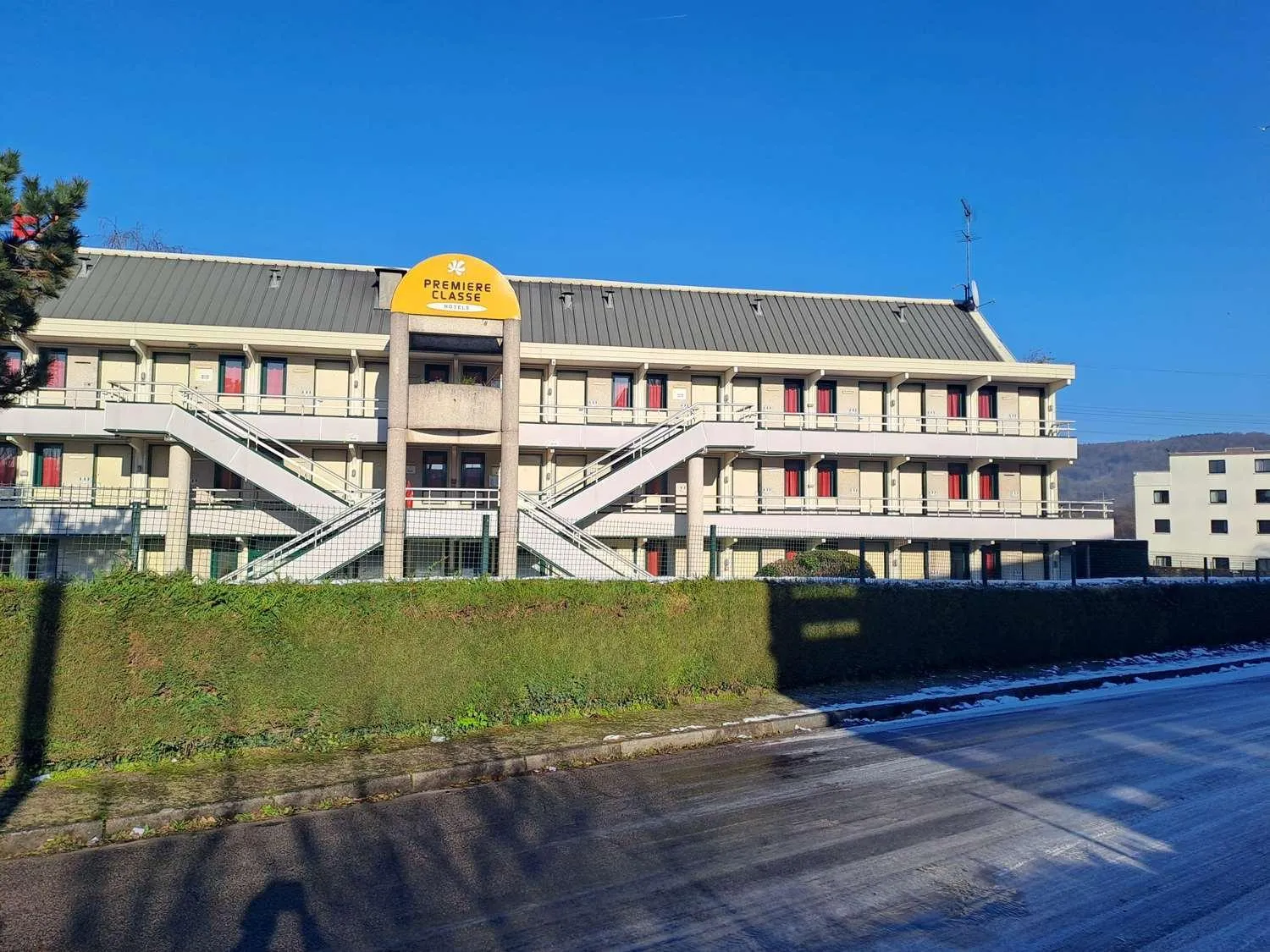 Property building in HOTEL PREMIERE CLASSE Rouen Sud Oissel