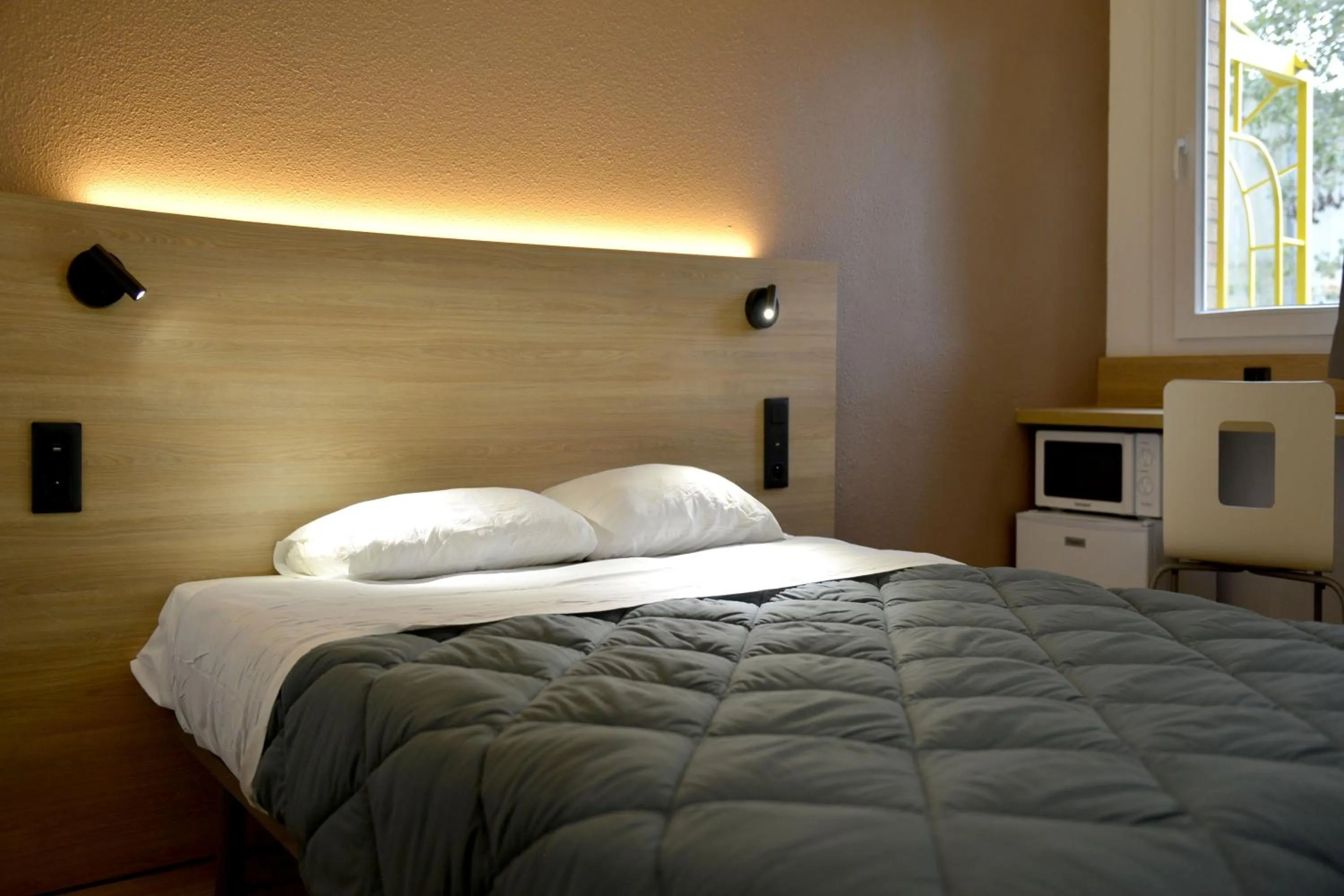 Bed in HOTEL PREMIERE CLASSE Rouen Sud Oissel