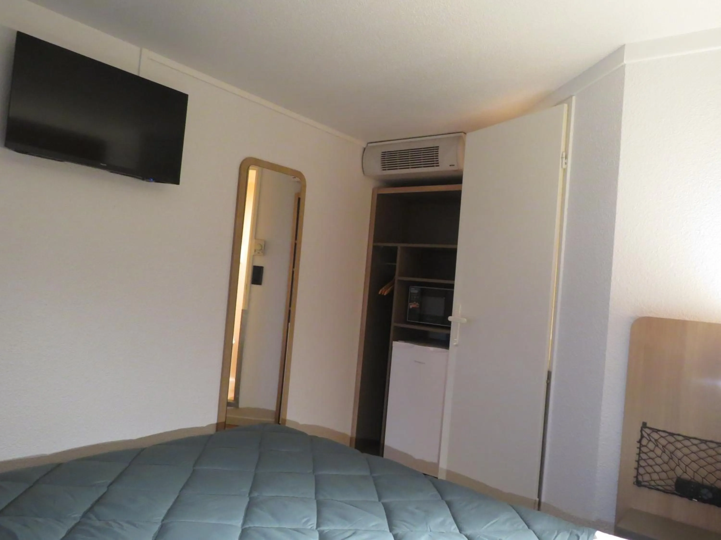 Bed in HOTEL PREMIERE CLASSE Rouen Sud Oissel