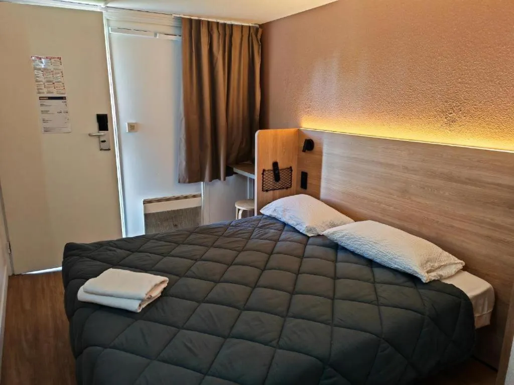Bed in HOTEL PREMIERE CLASSE Rouen Sud Oissel
