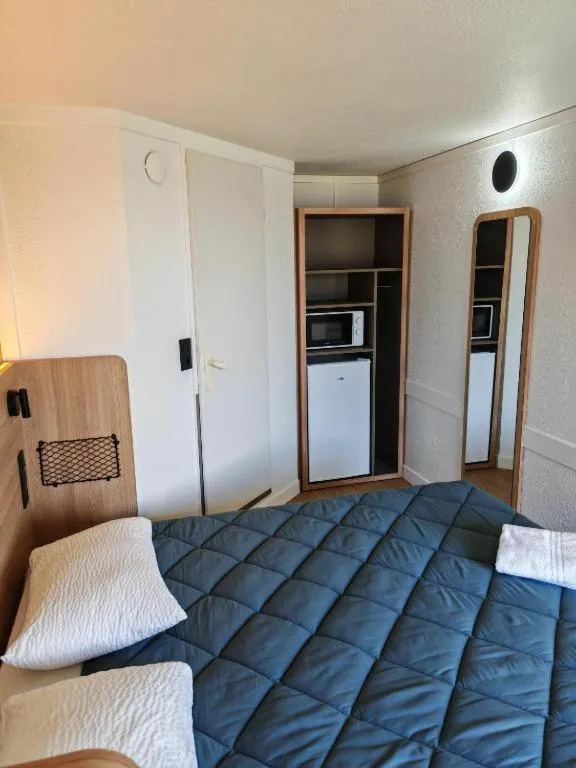 Bed in HOTEL PREMIERE CLASSE Rouen Sud Oissel