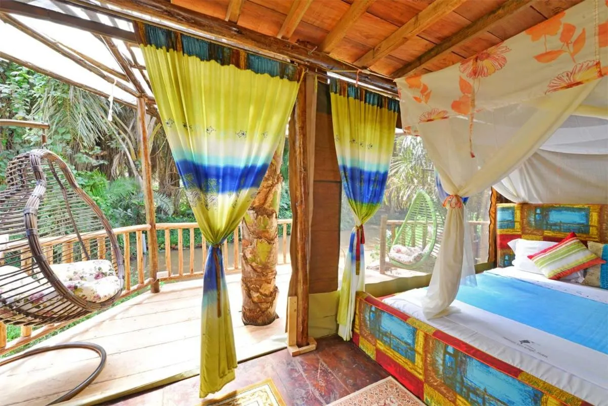 Bed in Malakai Eco Lodge