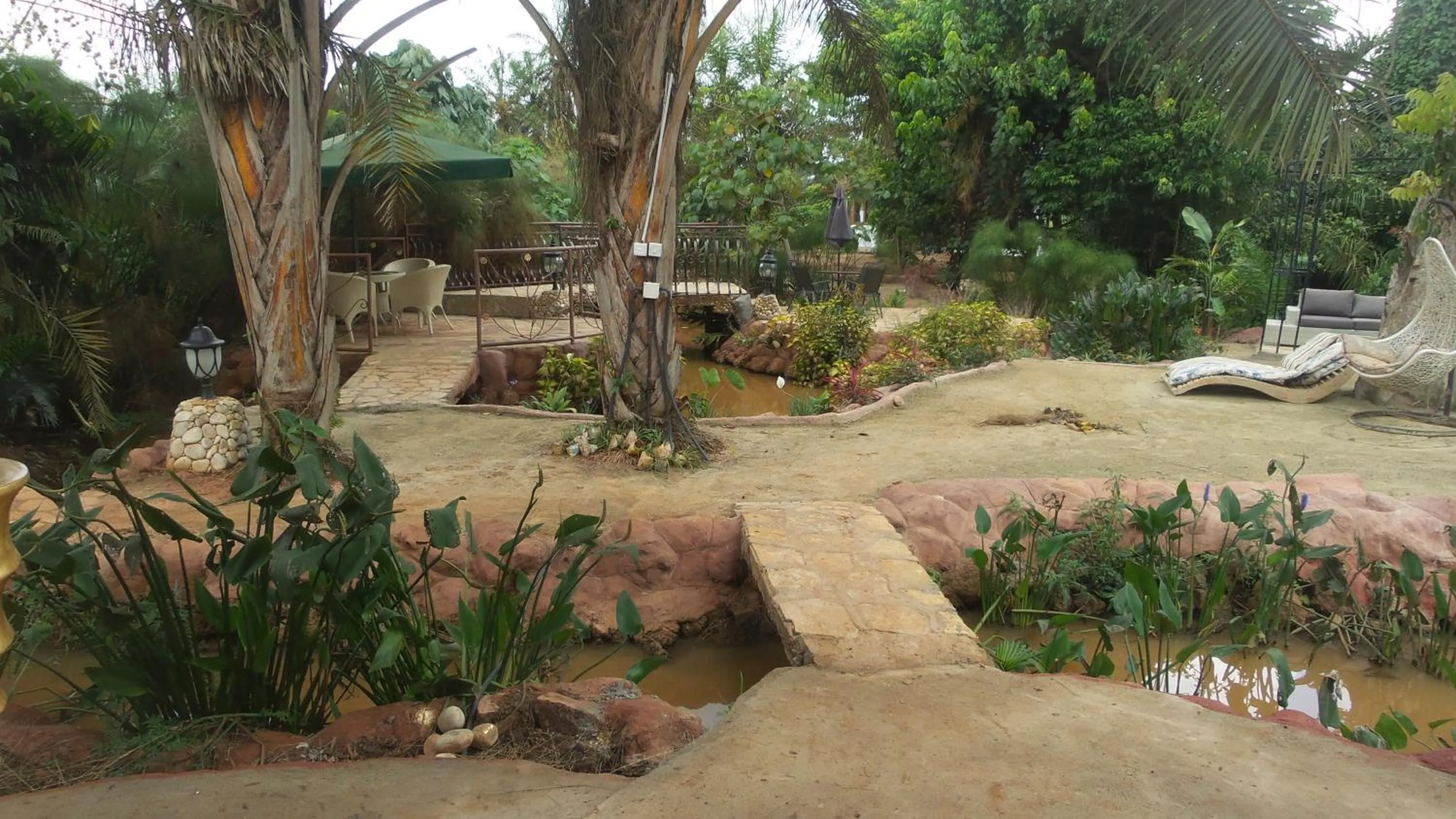 Garden in Malakai Eco Lodge