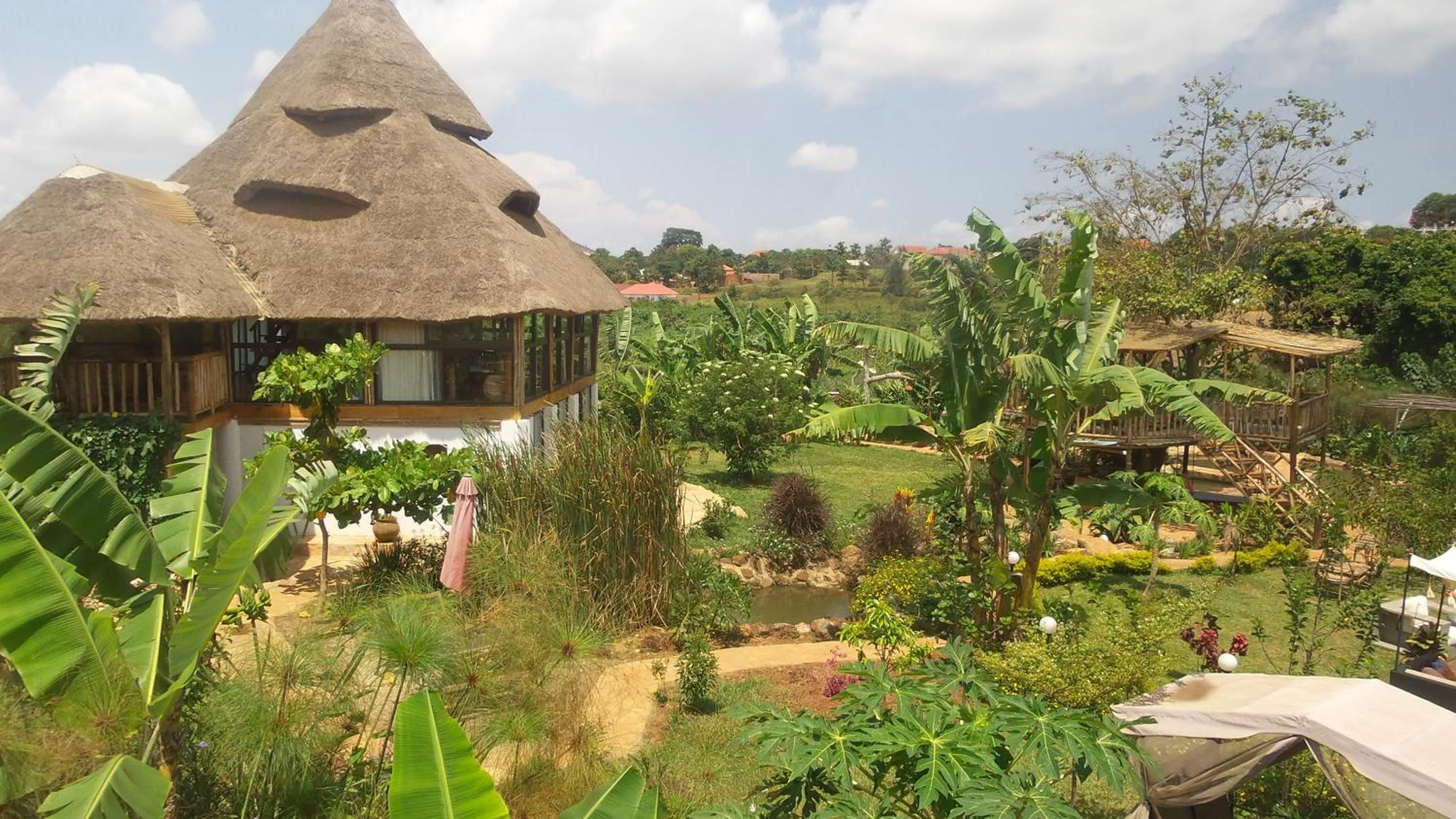 Garden in Malakai Eco Lodge