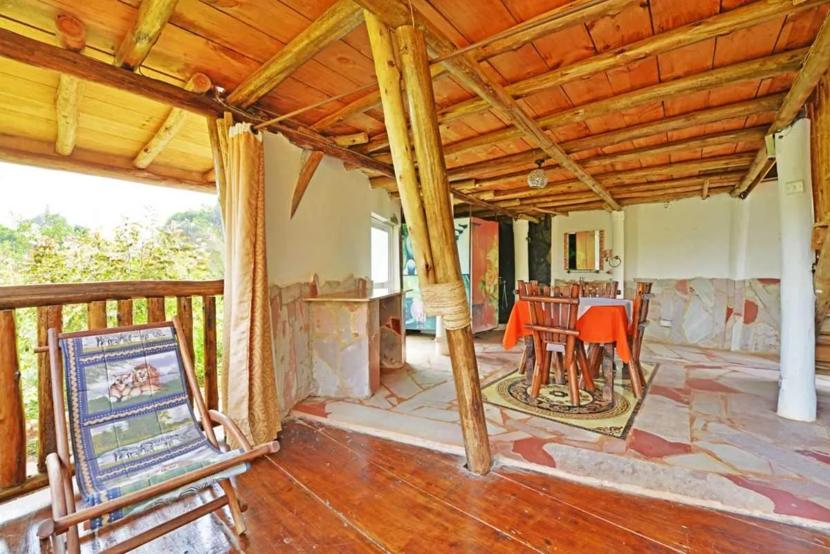 Malakai Eco Lodge