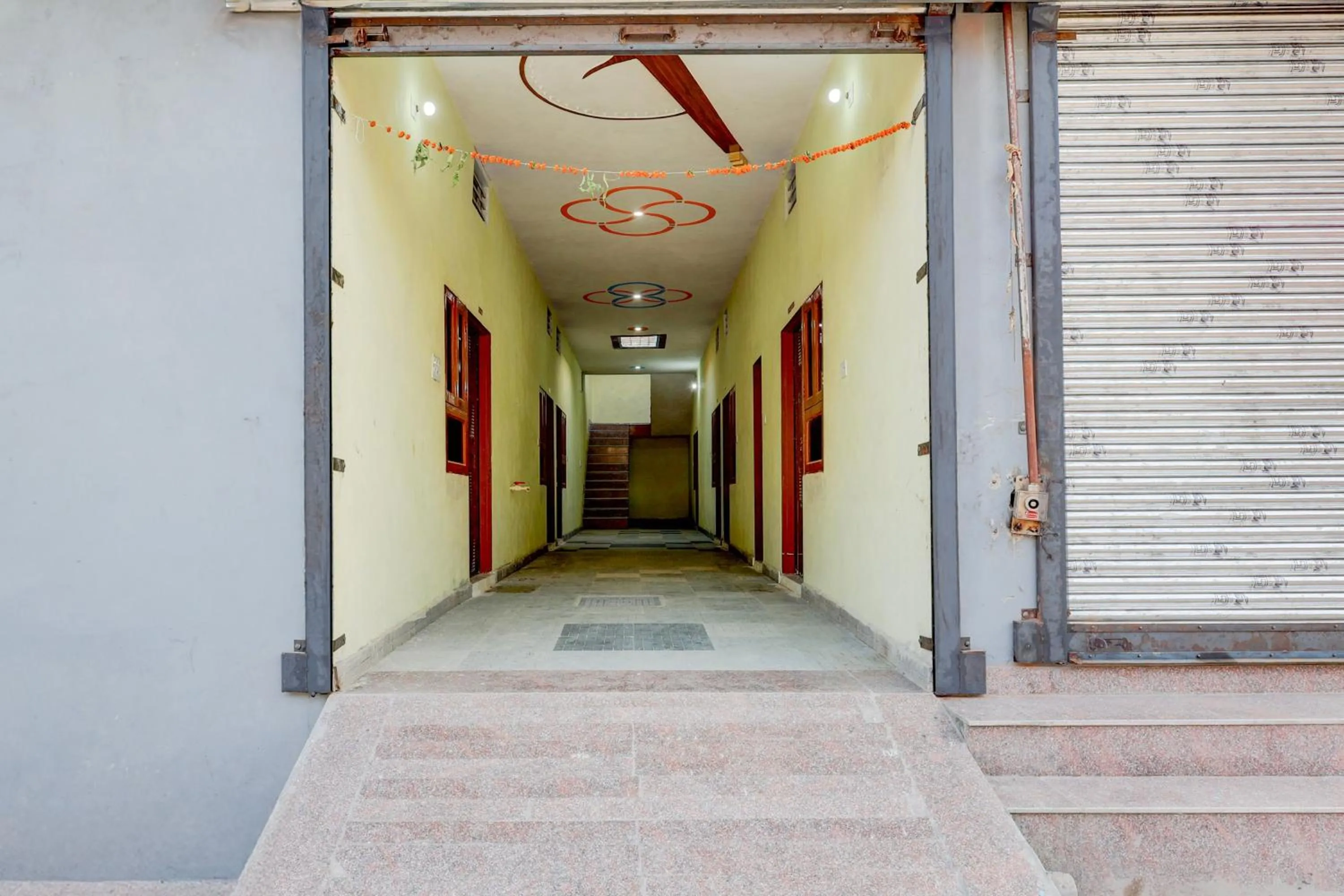 Facade/entrance in Hotel O Chaudhary Hotel
