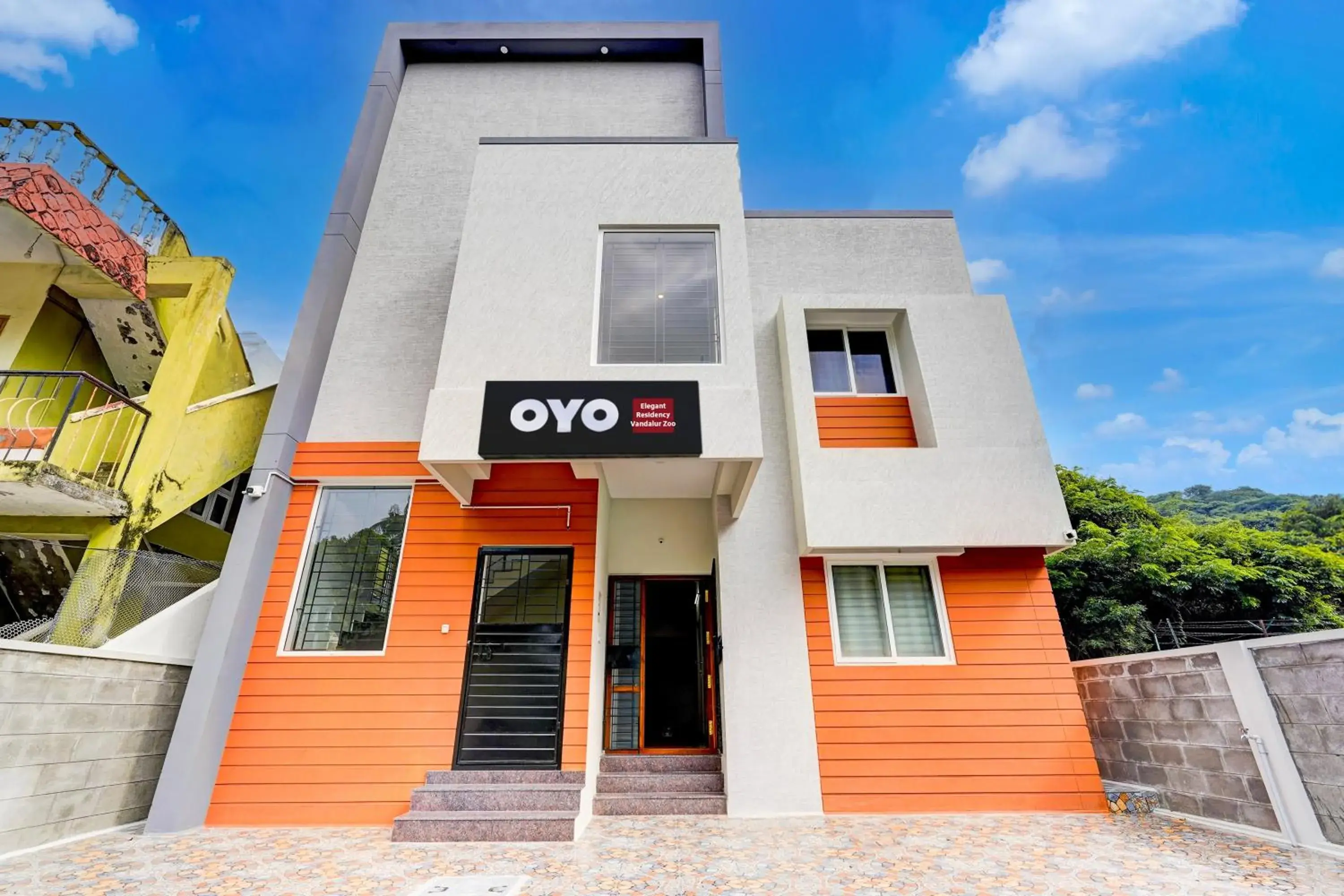 Facade/entrance in Hotel O Elegant Residency Vandalur Zoo Facade/entrance in Hotel O Elegant Residency Vandalur Zoo