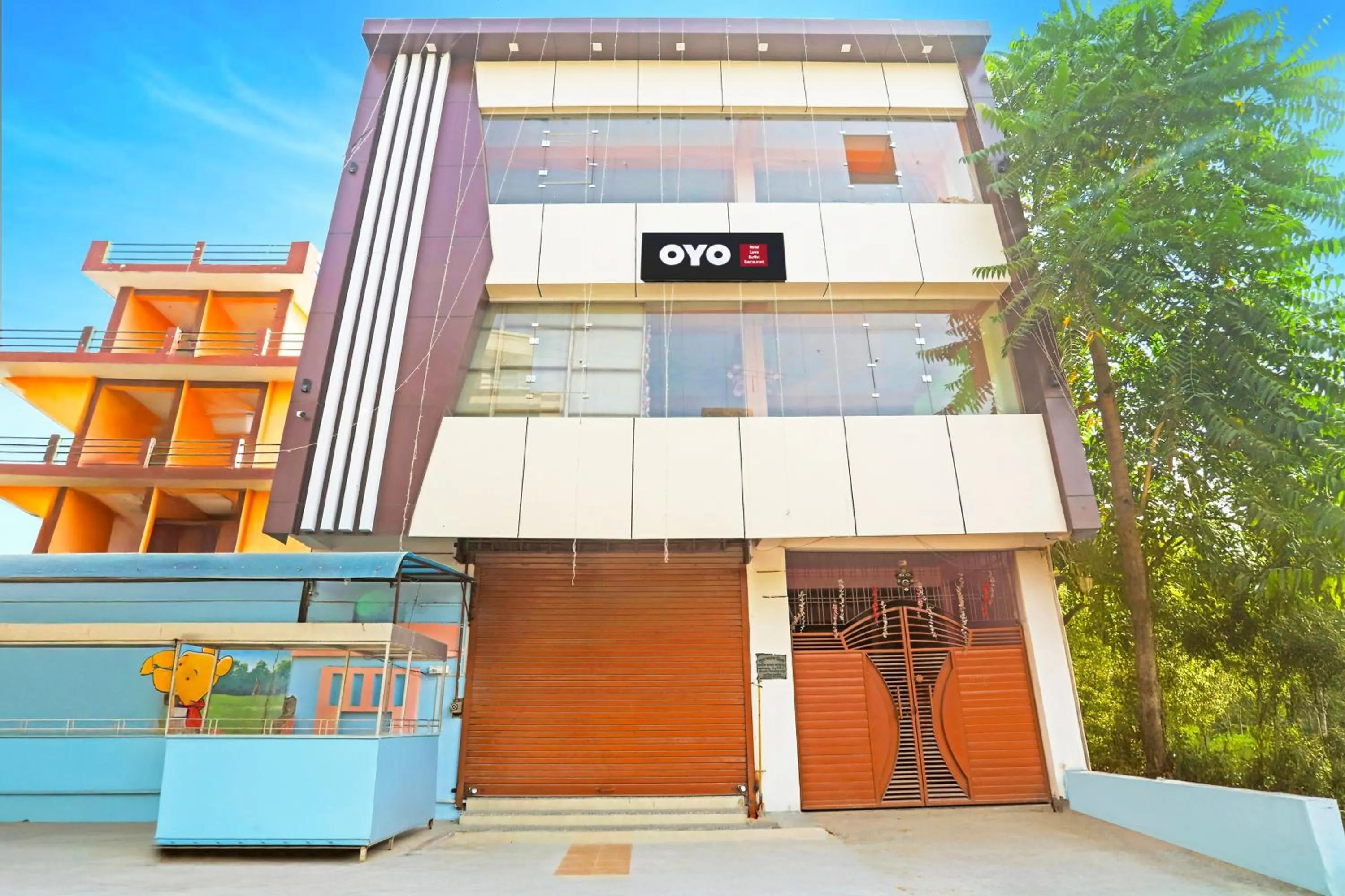 Facade/entrance in SPOT ON Love Buffet Restaurant & Benquet Holl