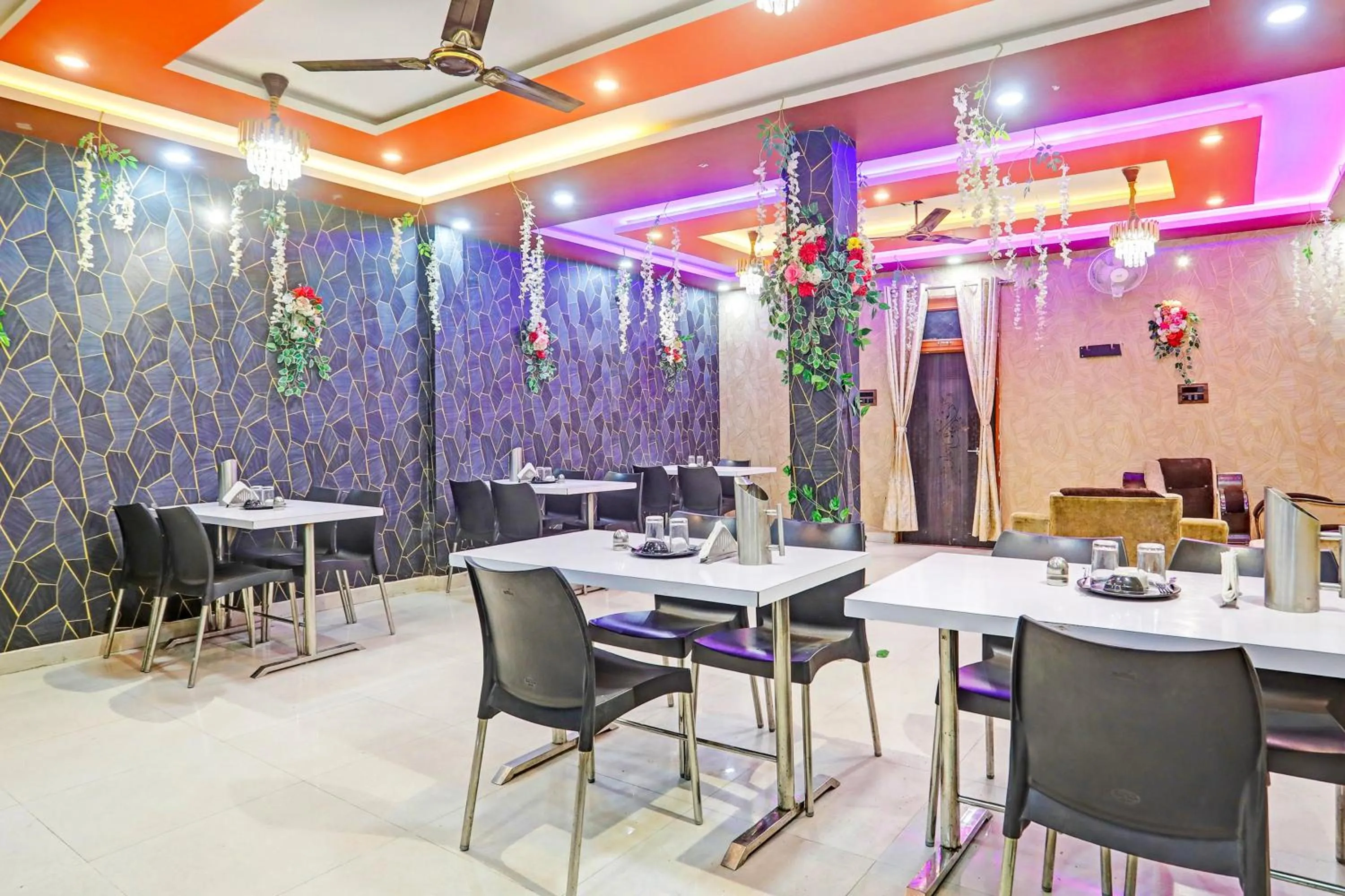 Lobby or reception in SPOT ON Love Buffet Restaurant & Benquet Holl