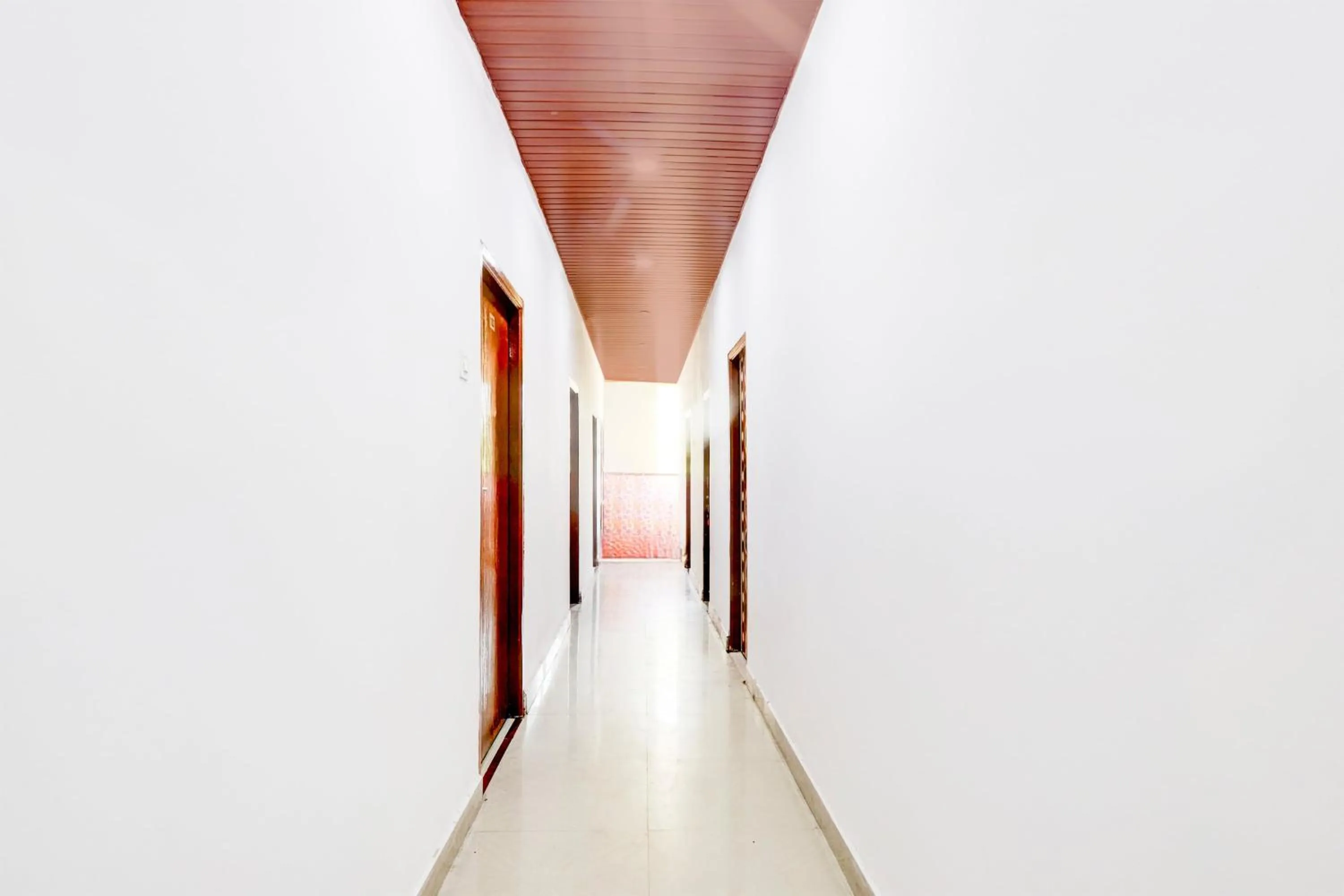 Lobby or reception in Hotel O by OYO Tara Grand luxury Rooms