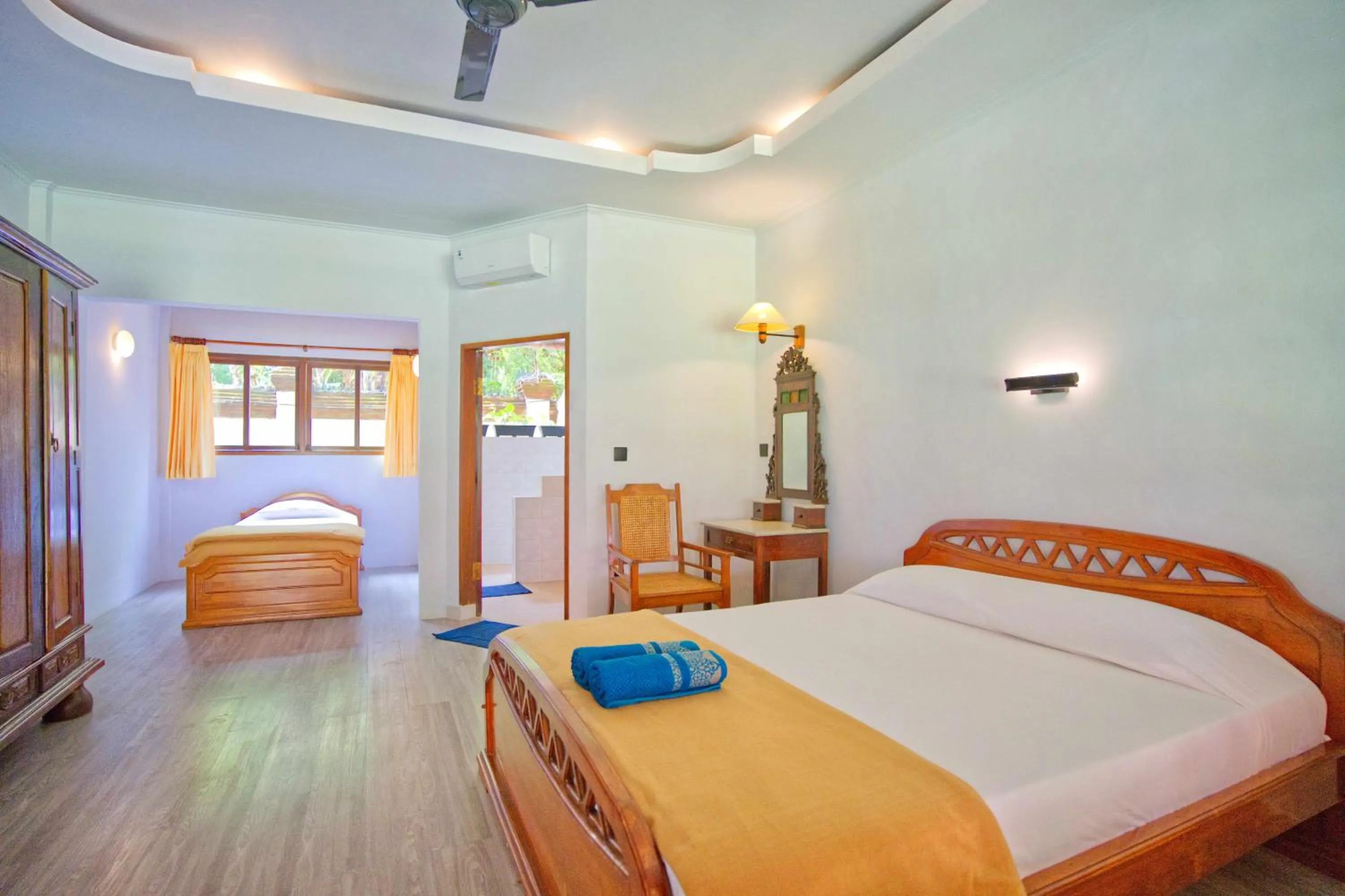 Uns Hotel - Bali