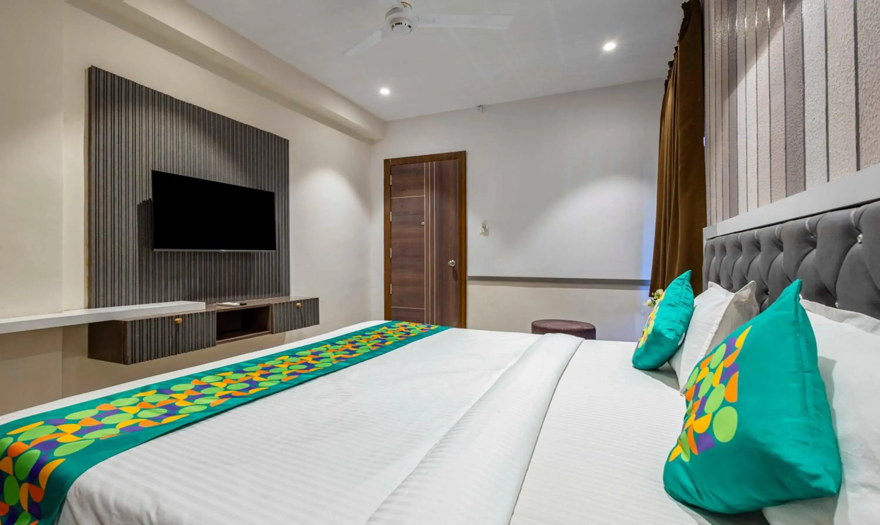 Bedroom, Bed in Treebo Imperia, Kommadi Bedroom, Bed in Treebo Imperia, Kommadi