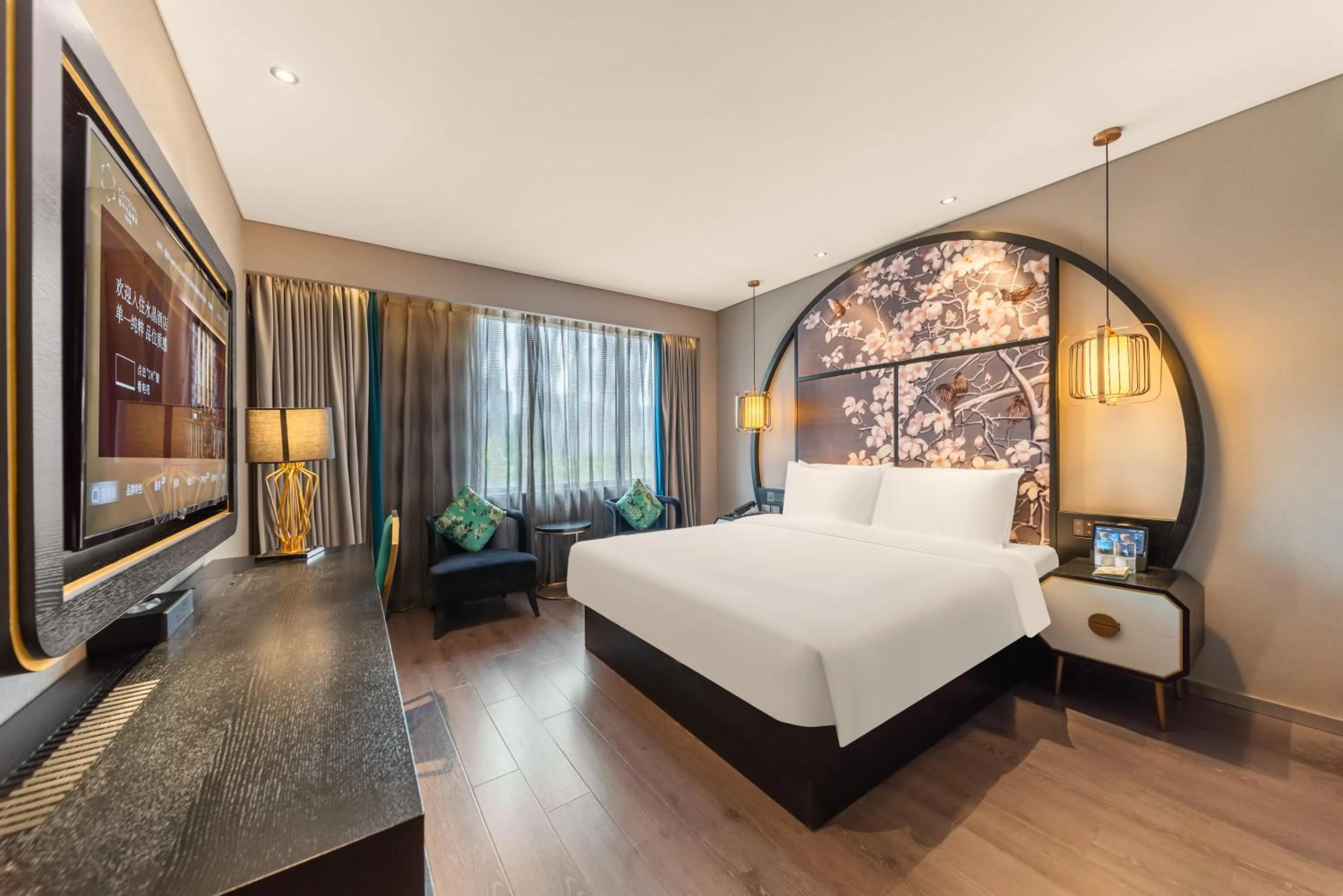 Photo of the whole room, Bed in Crystal Orange Hotel Shanghai The Bund Yu Garden