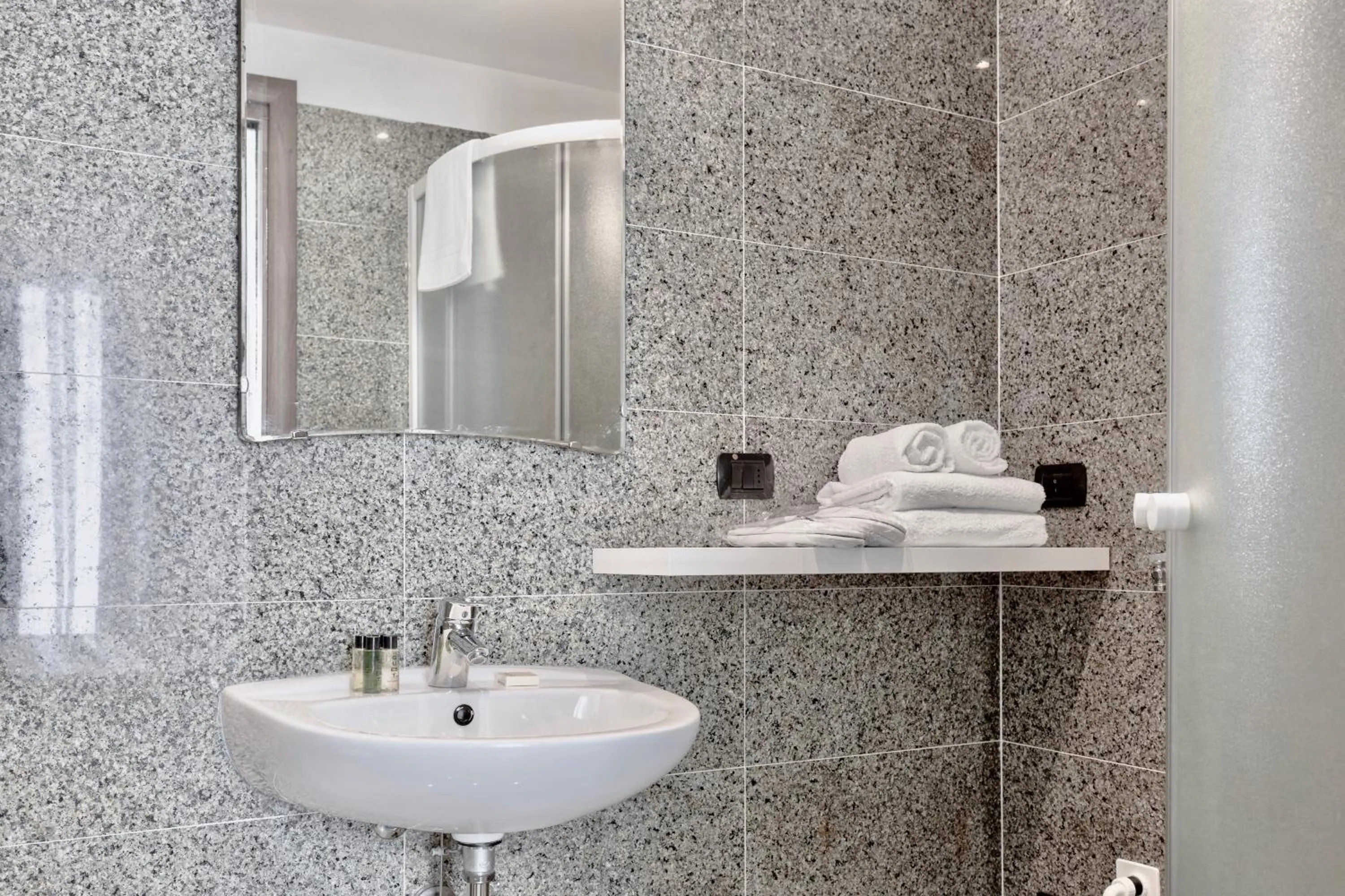 Bathroom in Aiello Suites Milan