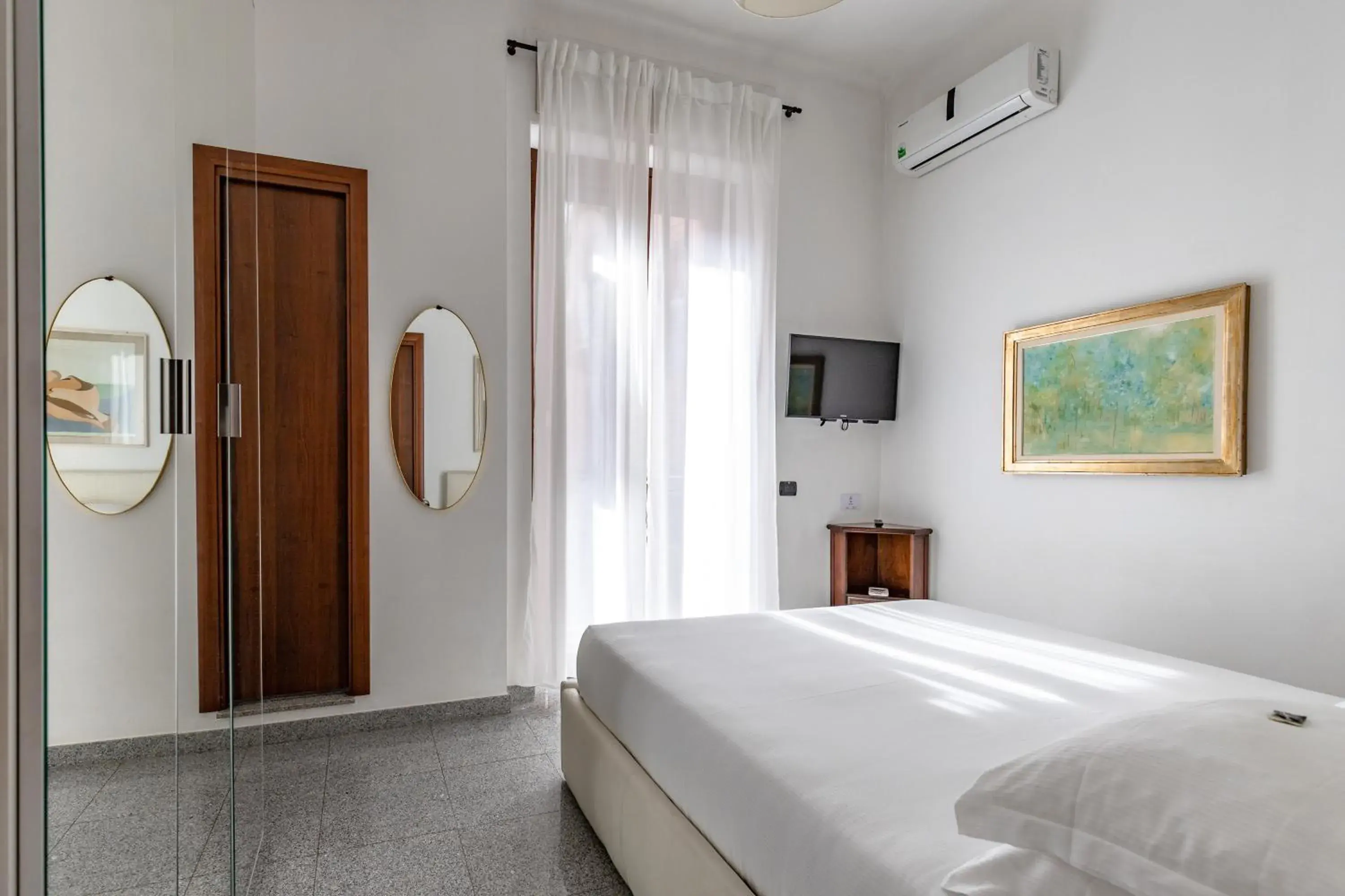 Bedroom, Bed in Aiello Suites Milan Bedroom, Bed in Aiello Suites Milan