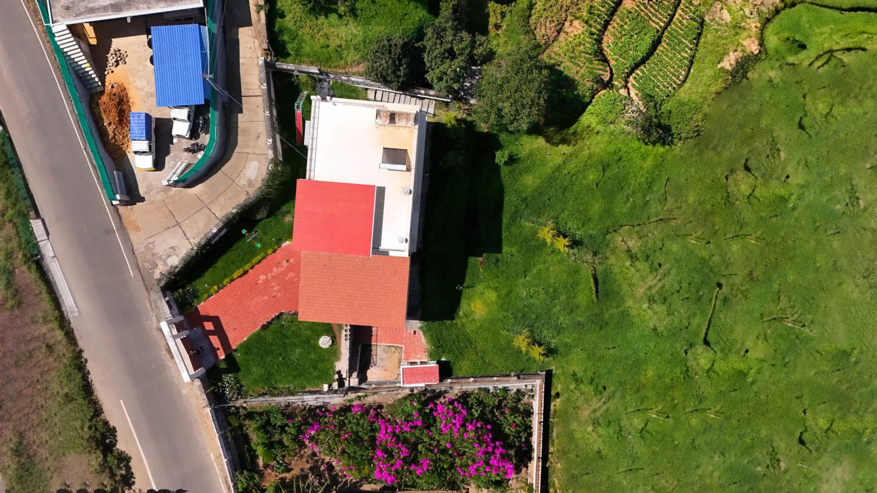 Property building in Queen's Hotel Mount garden Kodaikanal