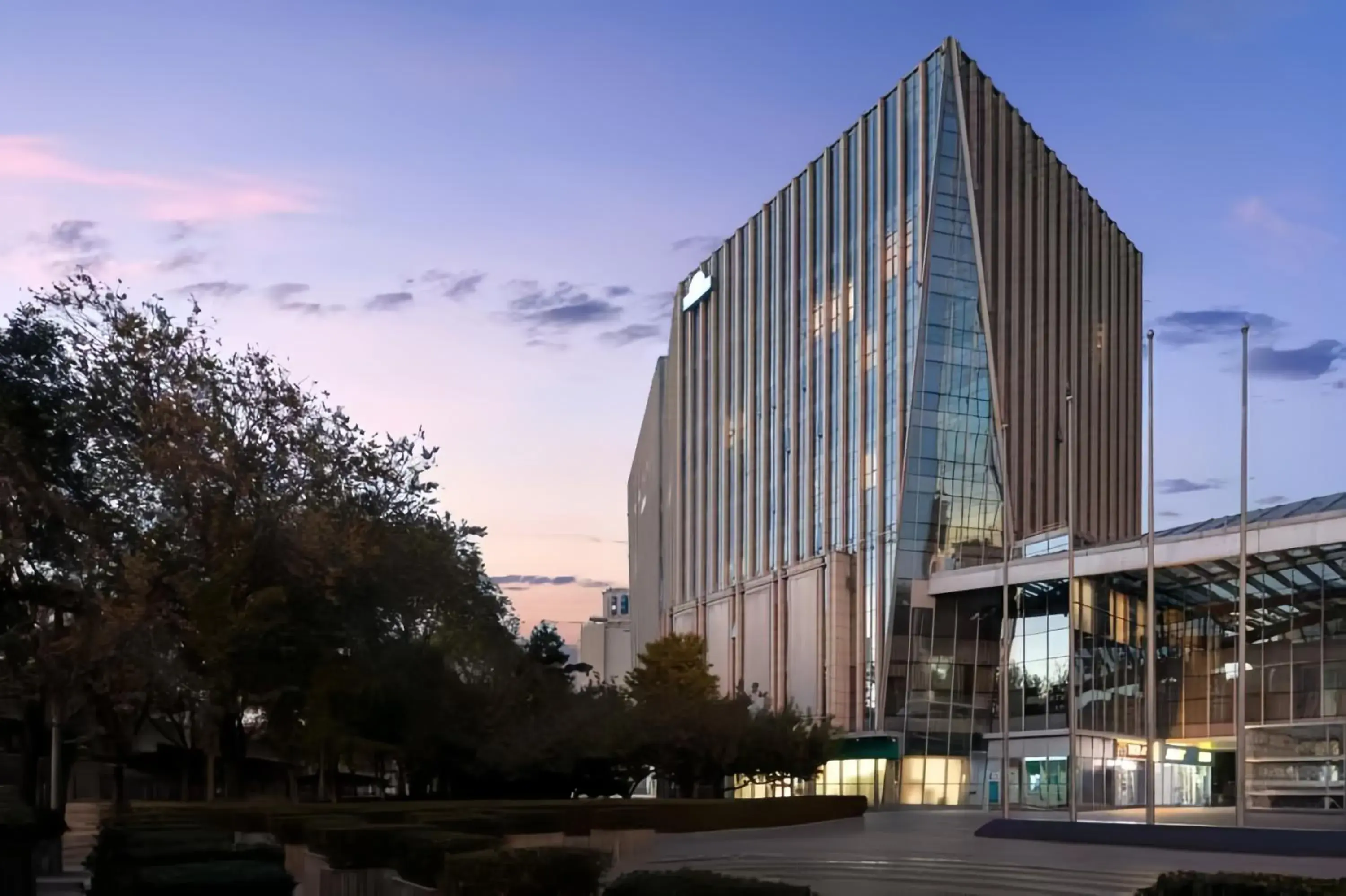 Property building in Days Inn by Wyndham Beijing Haidian Property building in Days Inn by Wyndham Beijing Haidian