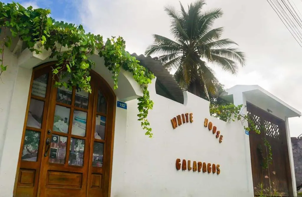 Hostal White House Galapagos
