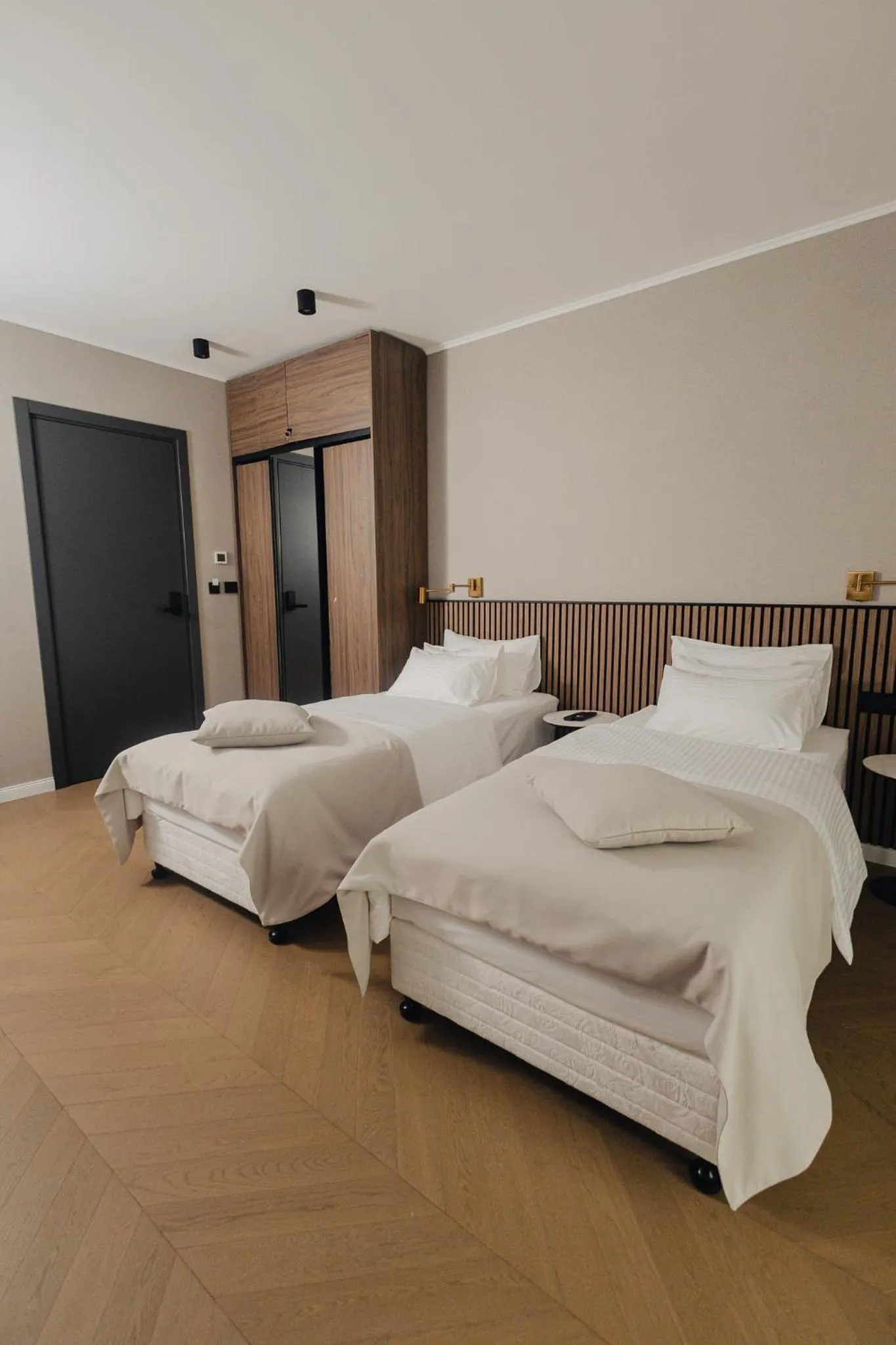 Bed in Hotel Flaneur