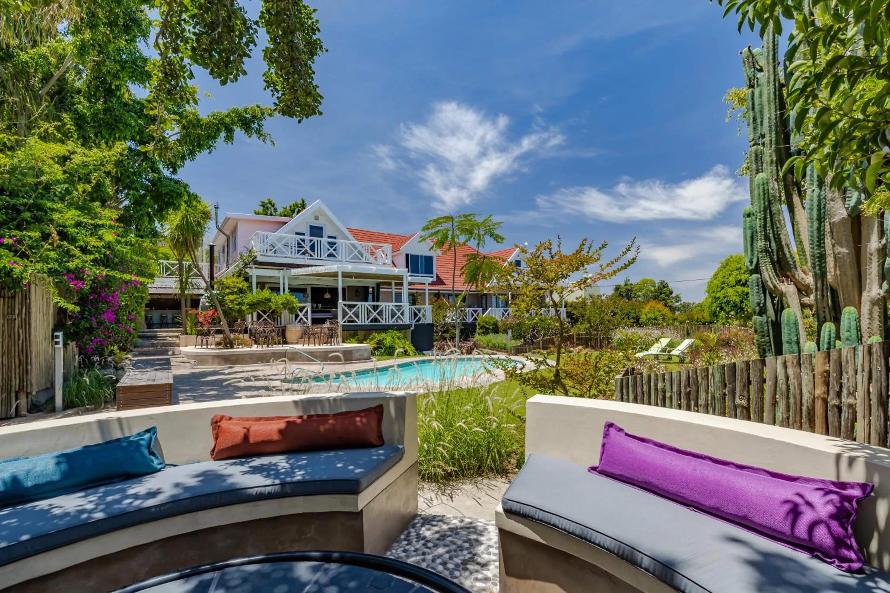 YEBO Boutique Guesthouse
