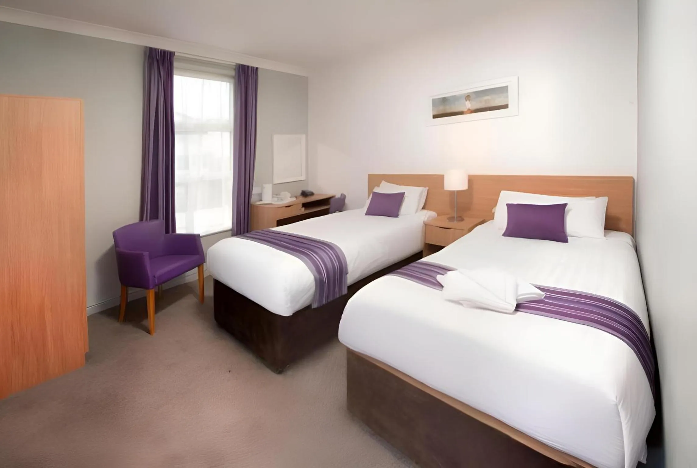 Bed in The Carlton Hotel