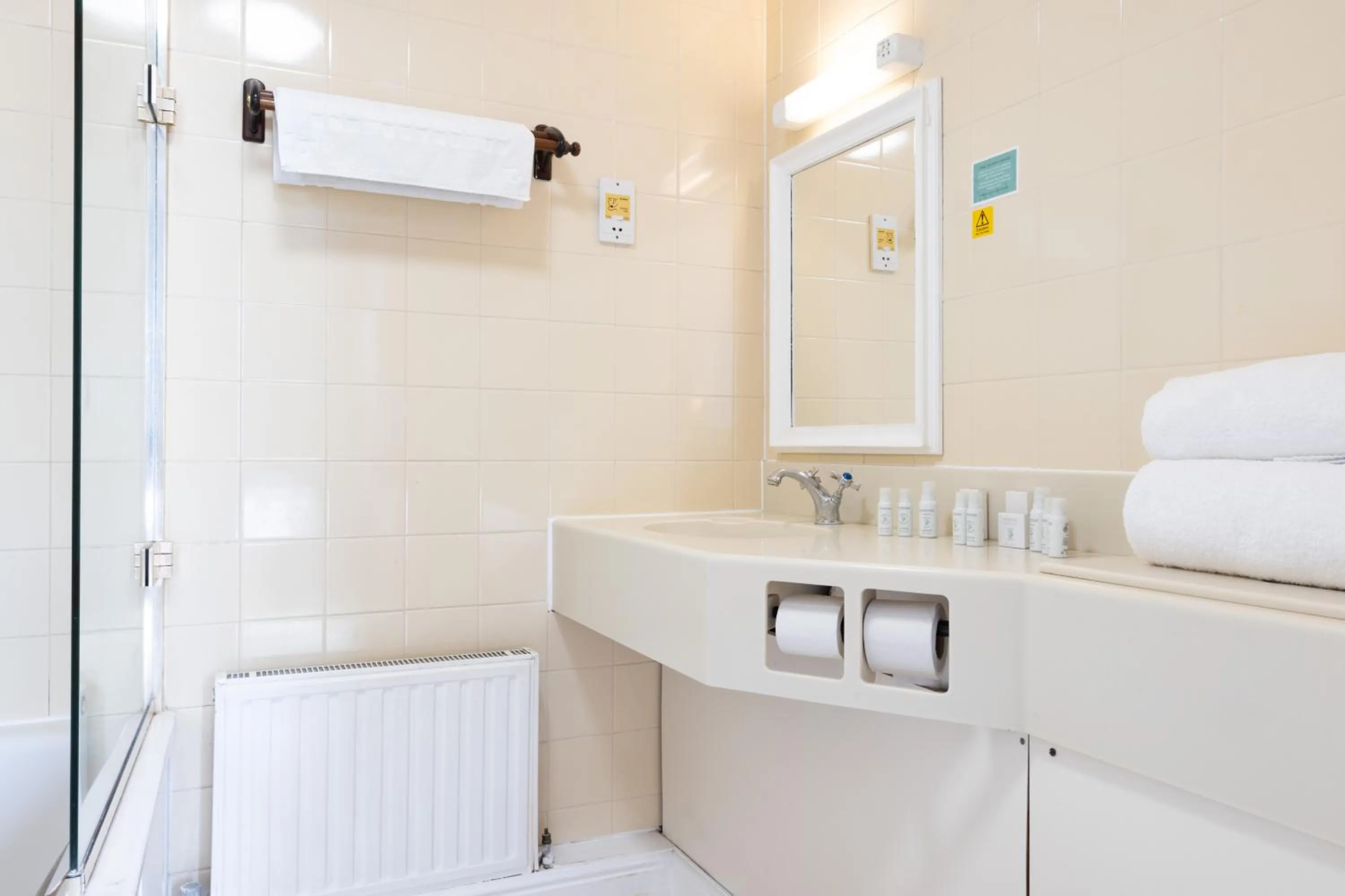 Bathroom in The Carlton Hotel